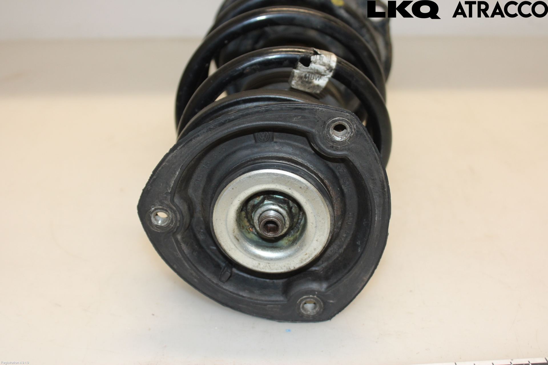 Volkswagen VW PASSAT 15-19 Fjäderben Fram Höger