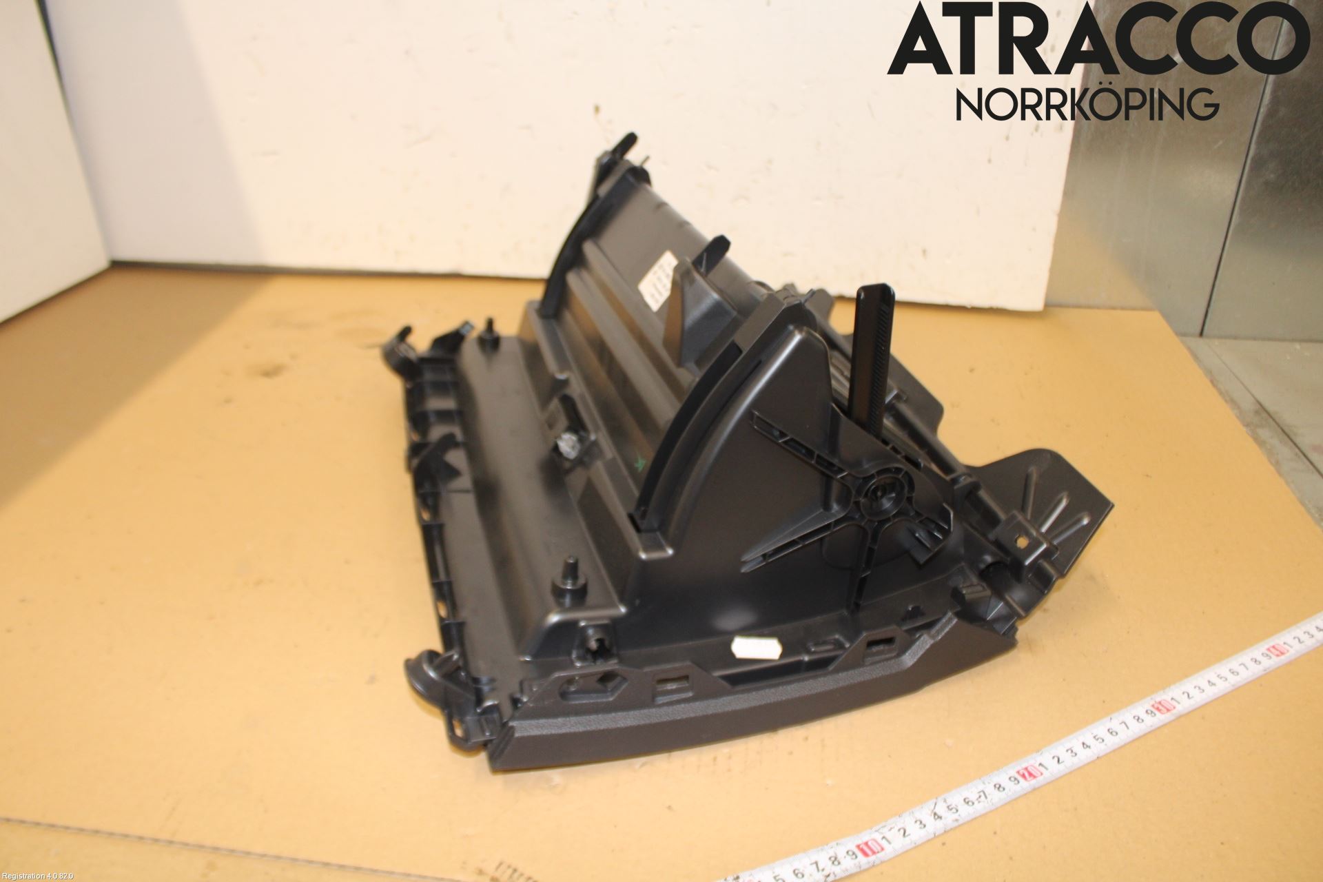 Volkswagen VW GOLF / E-GOLF VIII 20- Handskfack