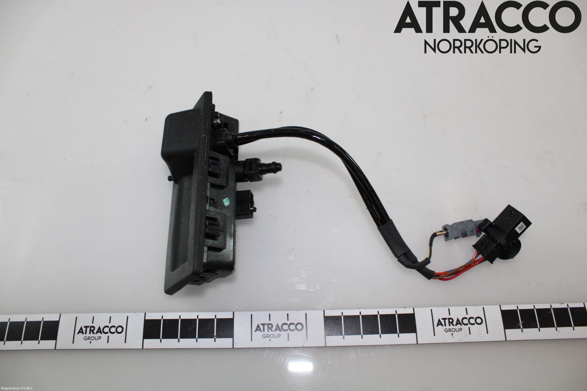 Volkswagen VW TIGUAN 16-24 Bakluckehandtag