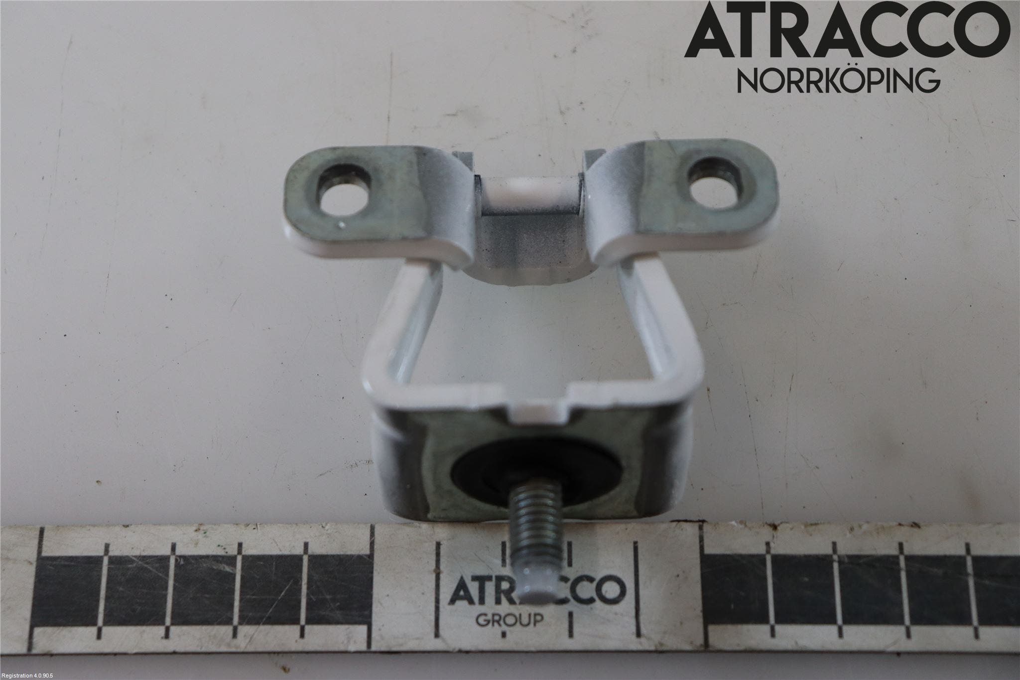 Audi A1 19- Bakluckegångjärn Vä