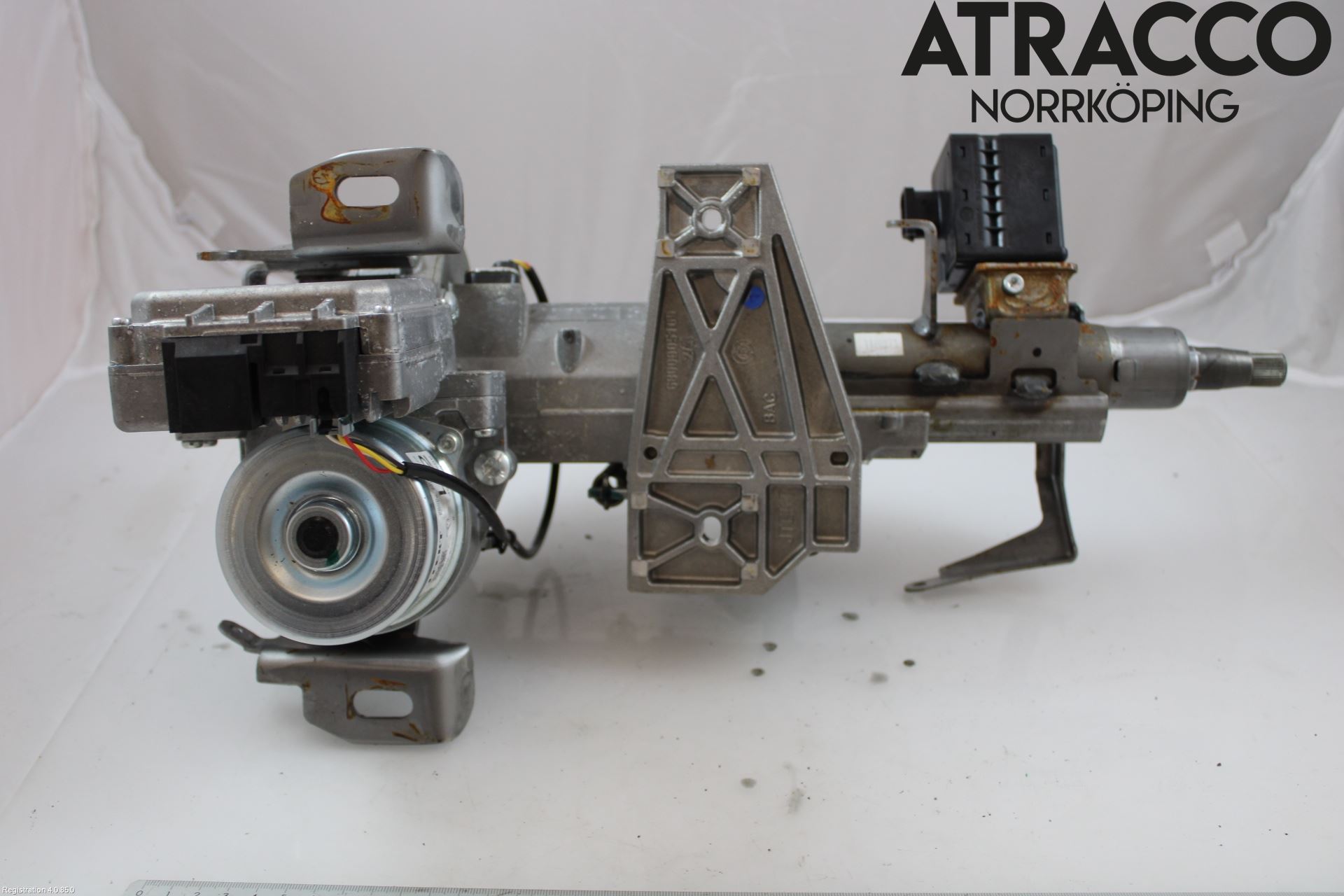 Renault CLIO IV 12-16 Rattaxelagg Med Inb Servo