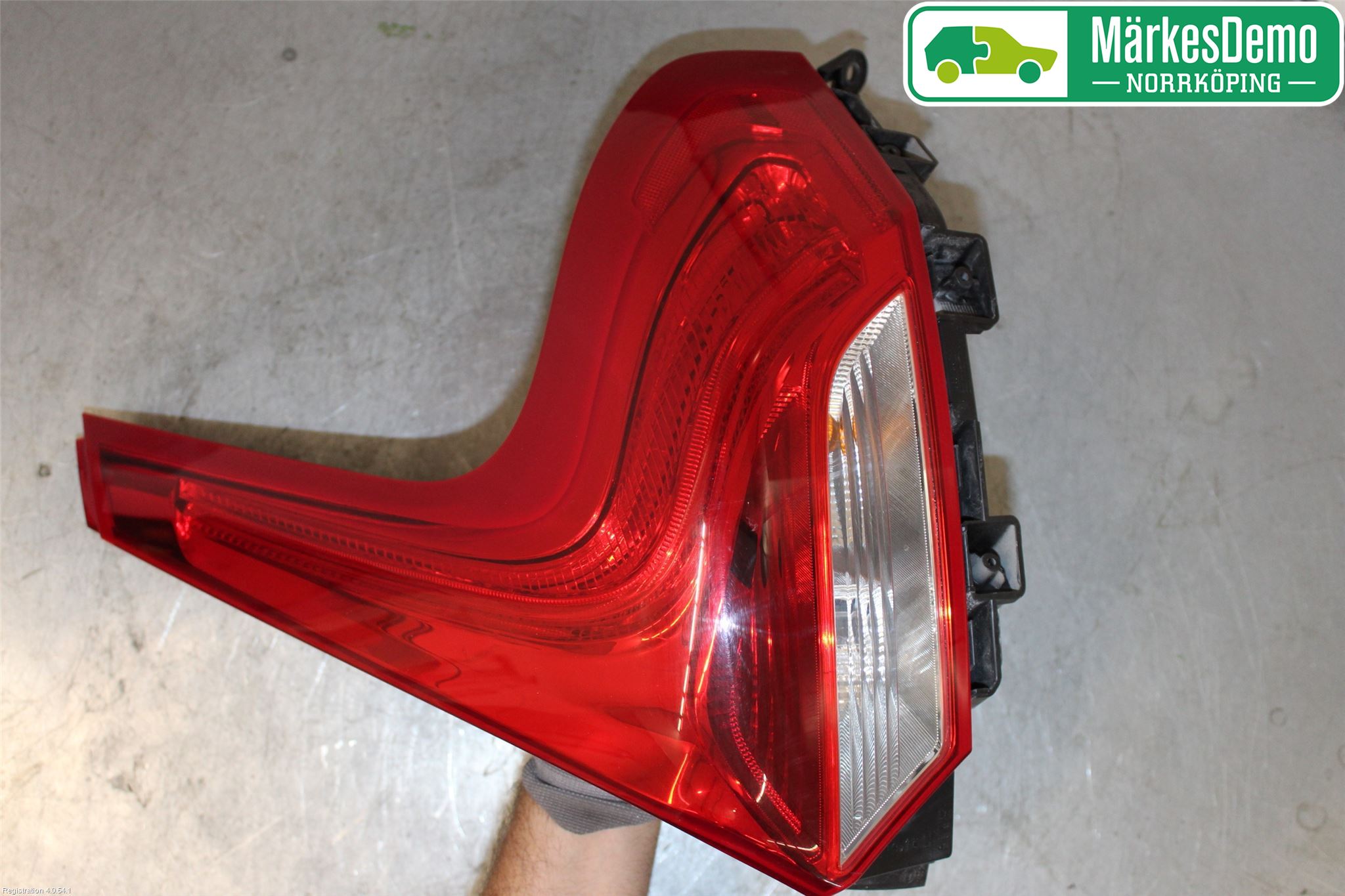 Volvo V40 12-19 Bakljus Höger