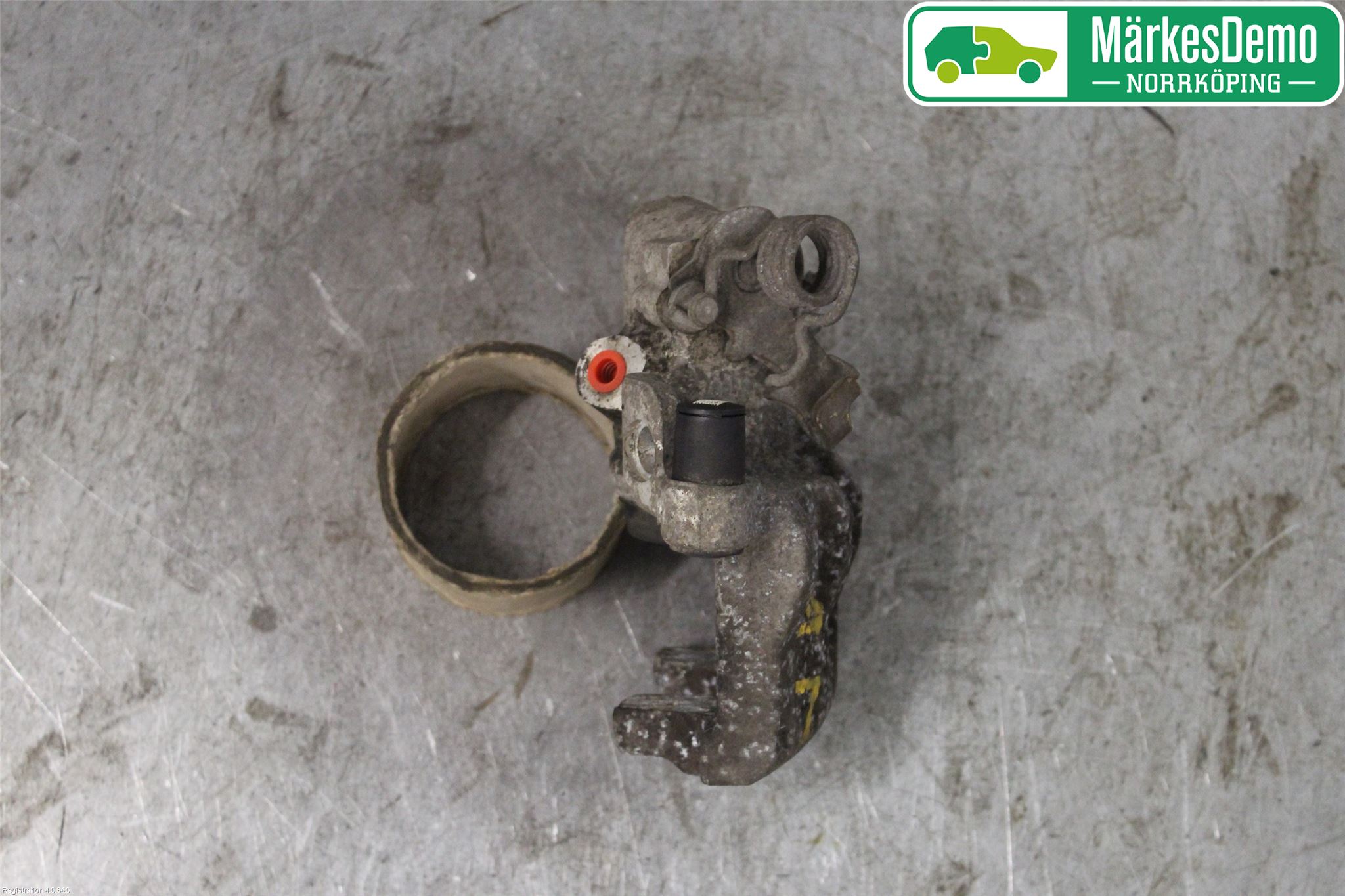 Volvo V40 12-19 Bromsok Bak Vänster