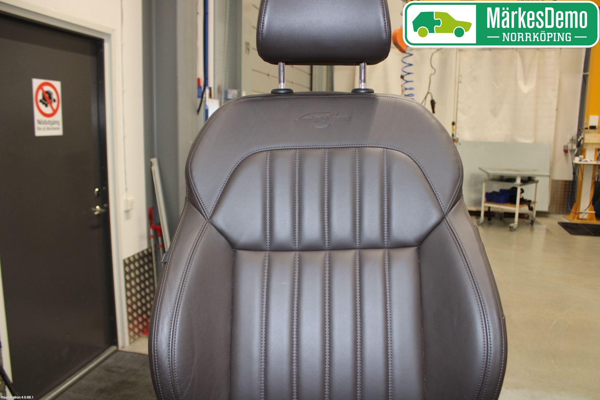 Skoda SUPERB 16-24 Inredning Stol Fram Hö