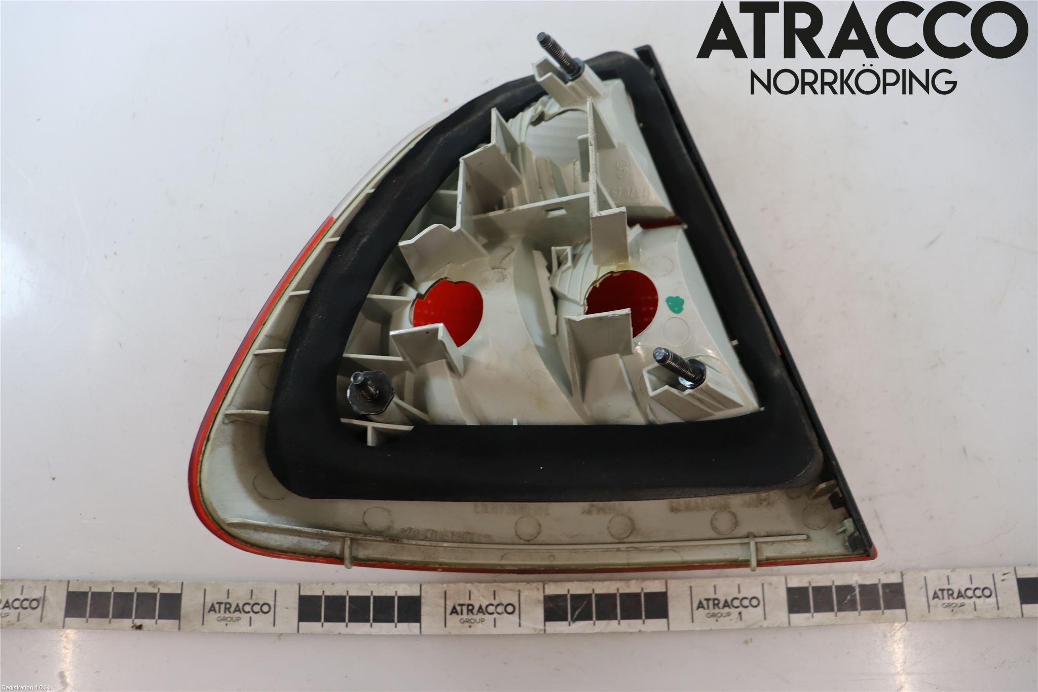 BMW 3 E46      98-05 Bakljus Höger