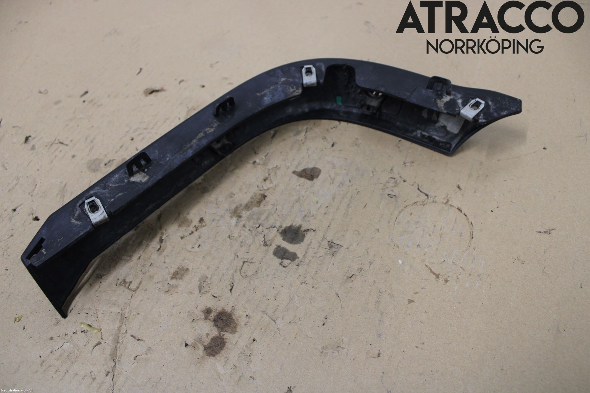 Dodge PICK UP RAM 81- Stötfångardel Bak Hö