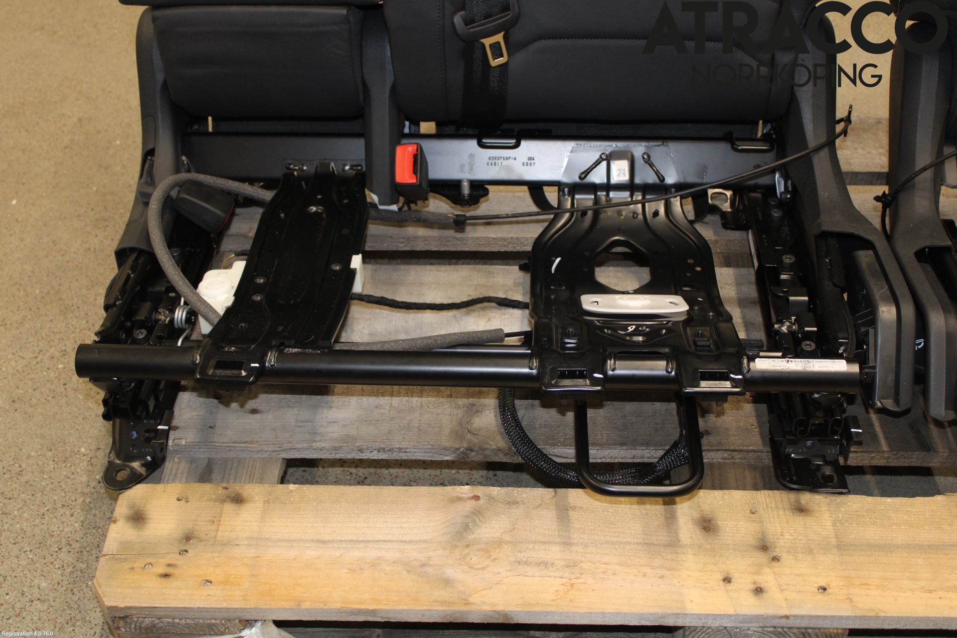 Volkswagen VW TOUAREG CR 18- Inredning Stol Bak