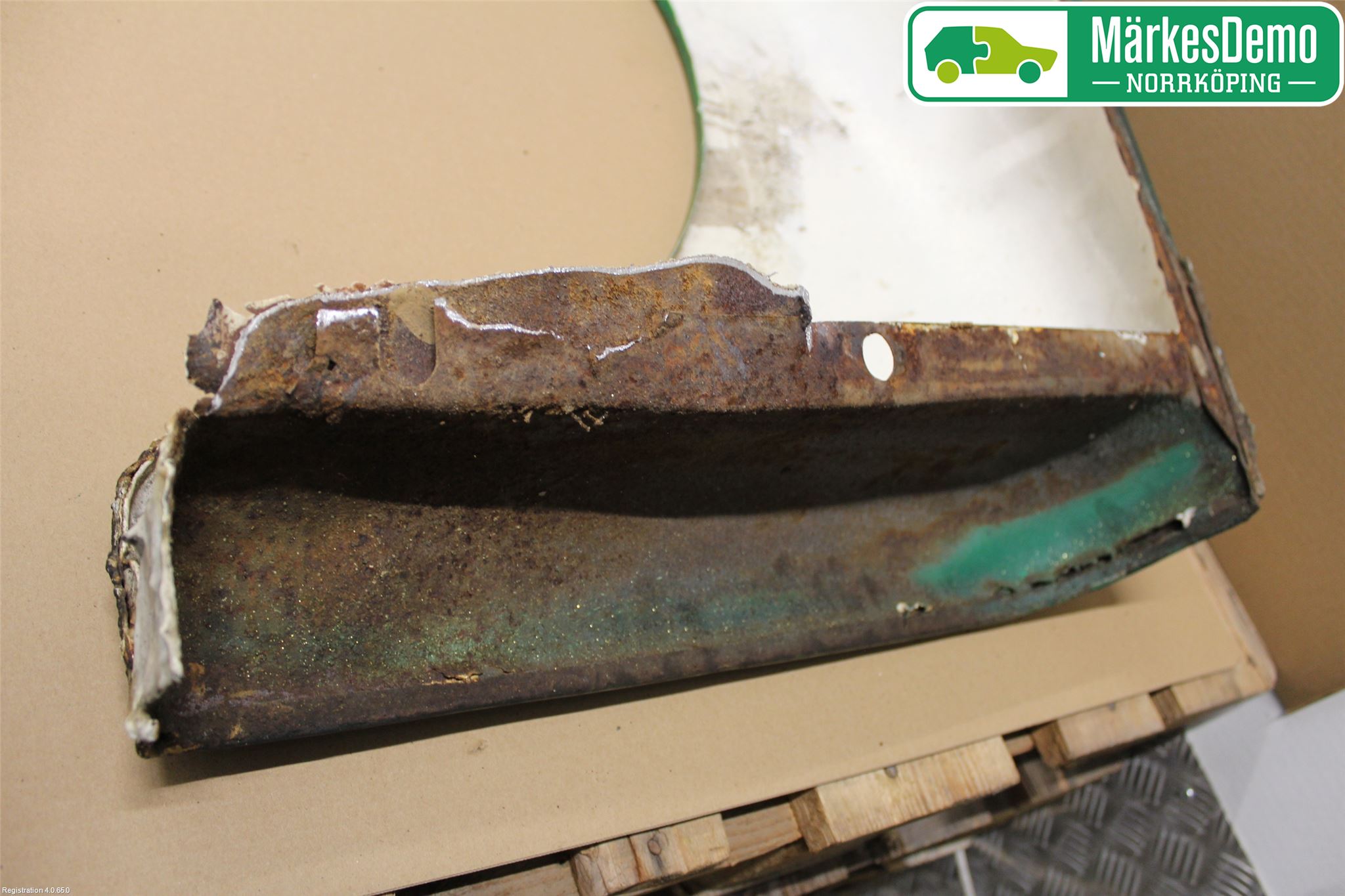 BMC ÖVRIGT/DIREKTIMPORT Skärm Fram Höger