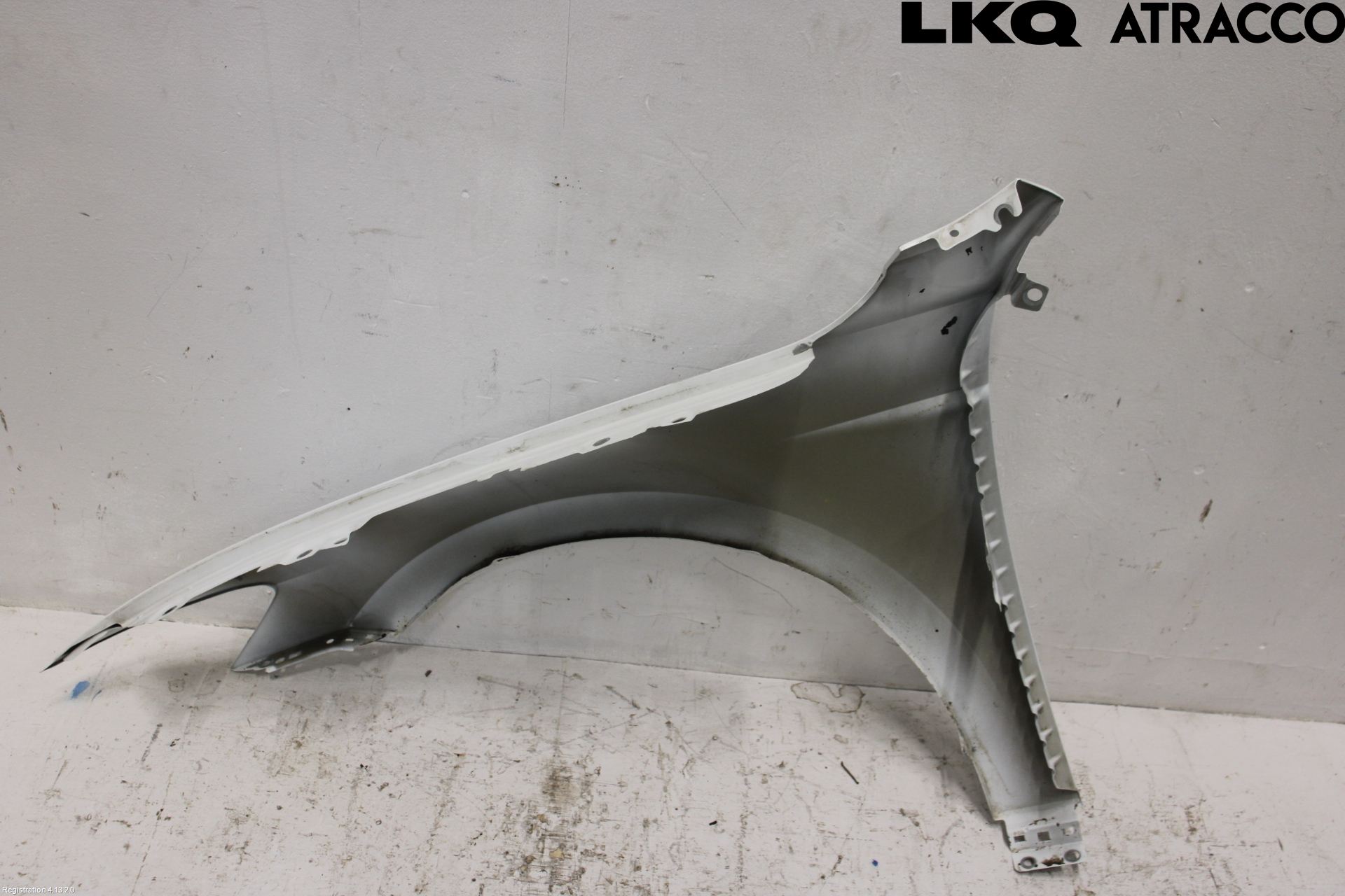 Volkswagen VW PASSAT 15-19 Skärm Fram Höger