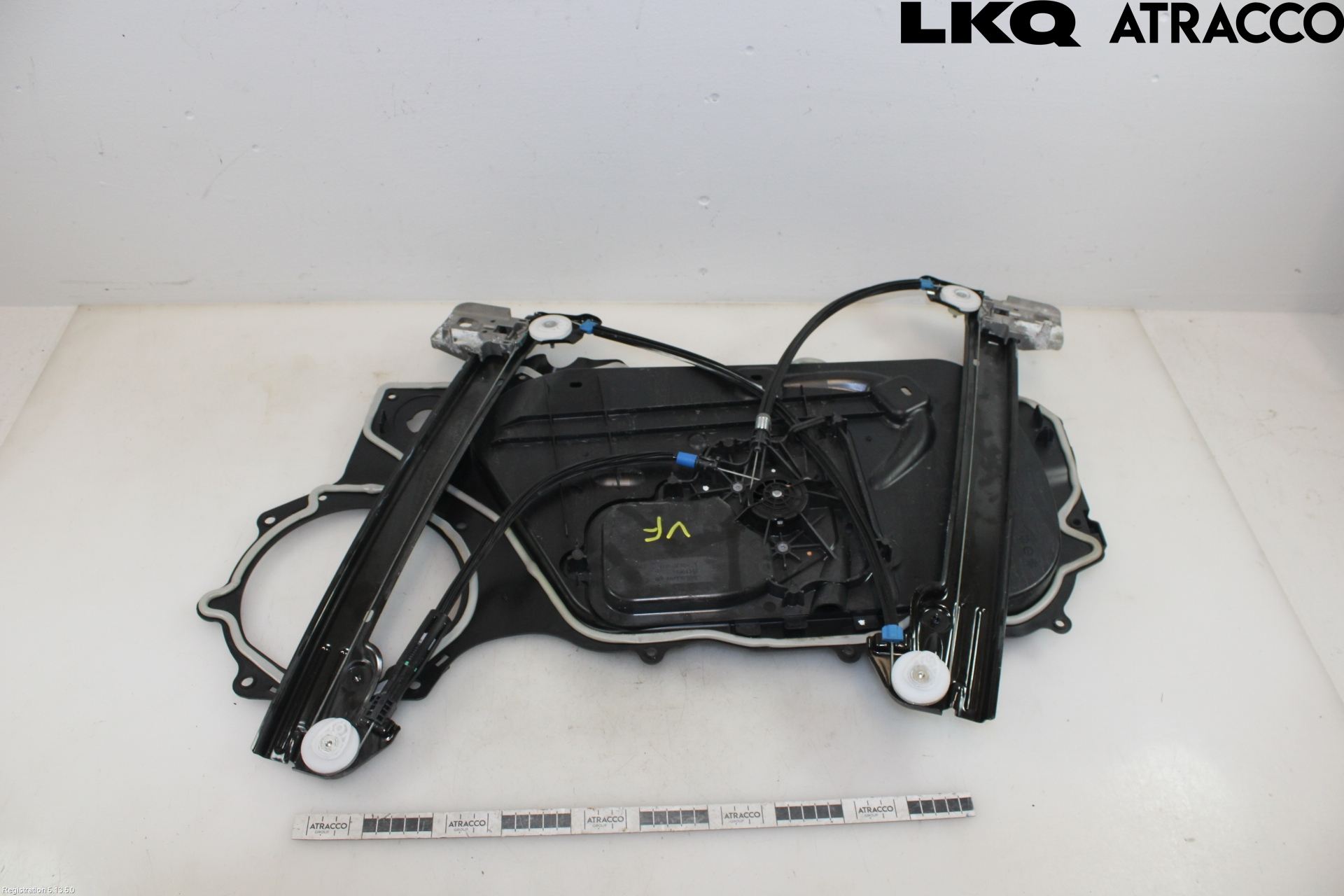 Tesla MODEL 3 17- Fönsterhiss El Kompl