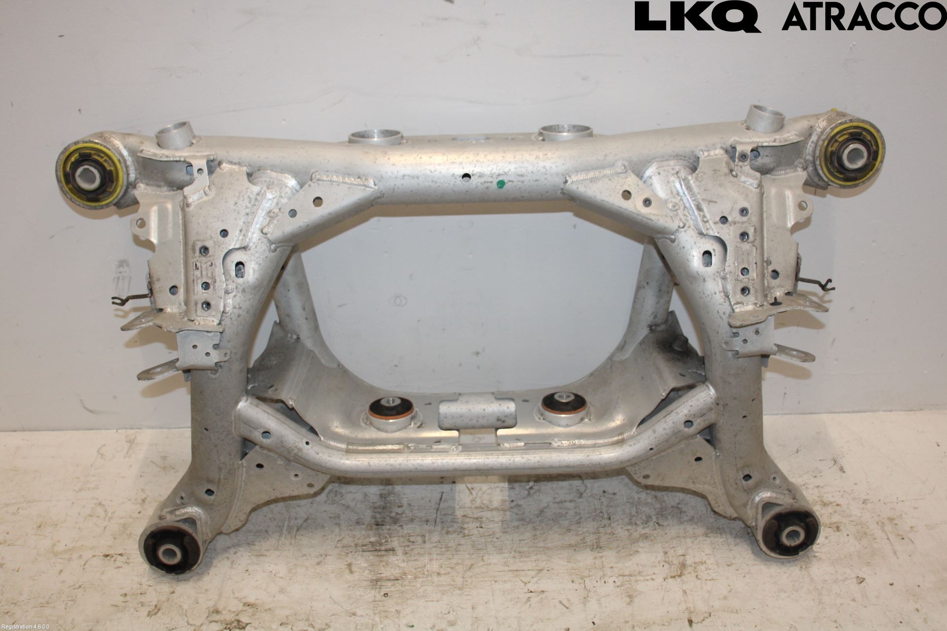 Jaguar I-PACE 18- Bakaxelbalk