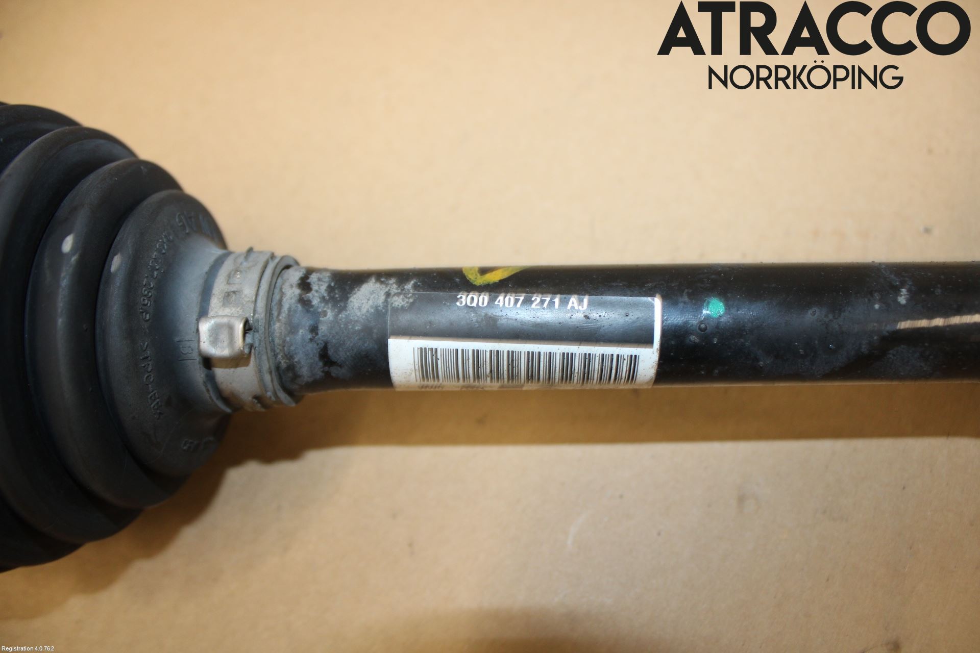 Volkswagen VW PASSAT 15-19 Drivaxel Fram Vänster