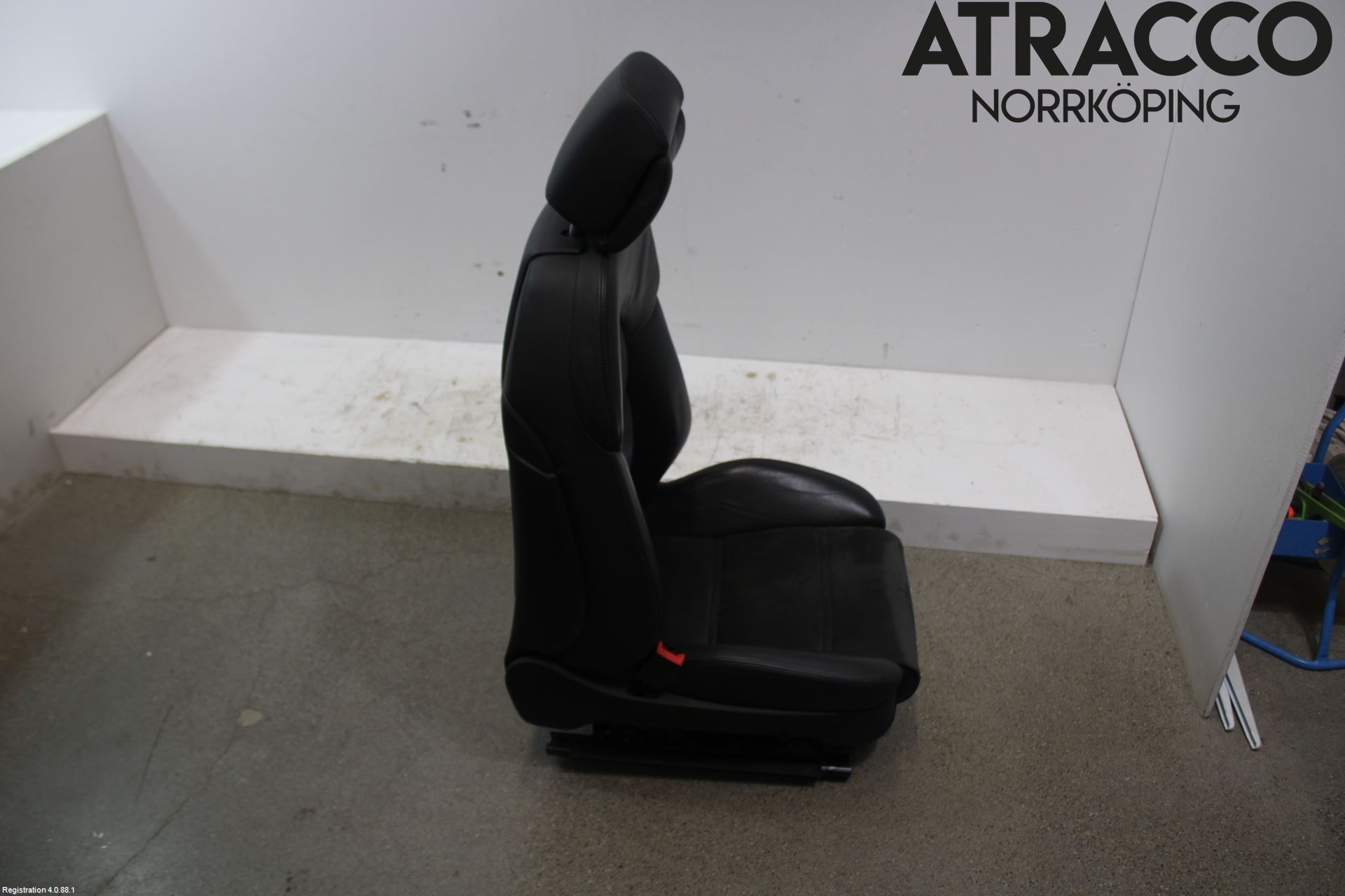 Audi A8/S8 4E  02-09 Inredning Stol Fram Vä