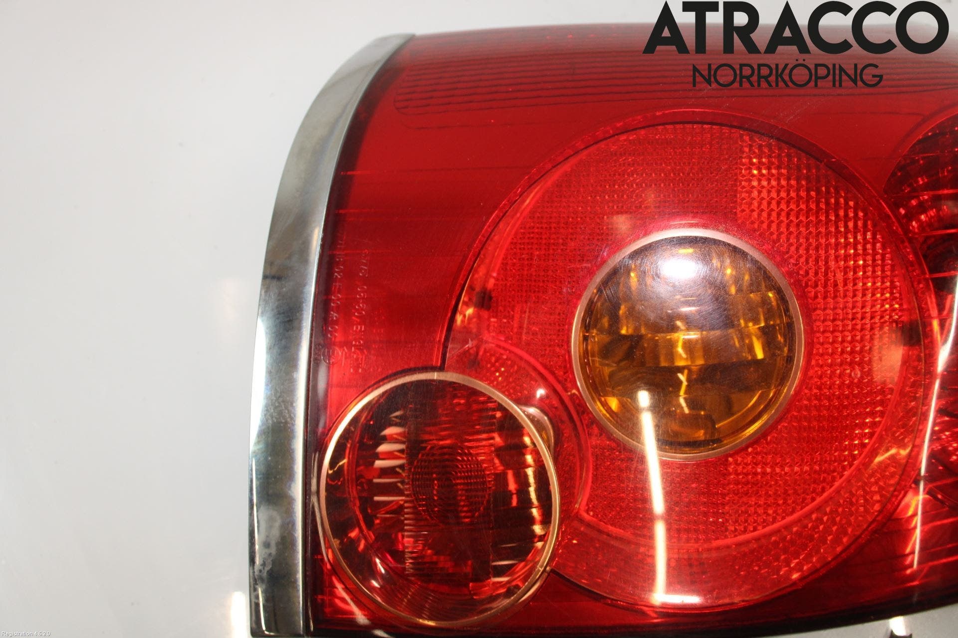 Toyota AVENSIS 03-06 Bakljus Vänster