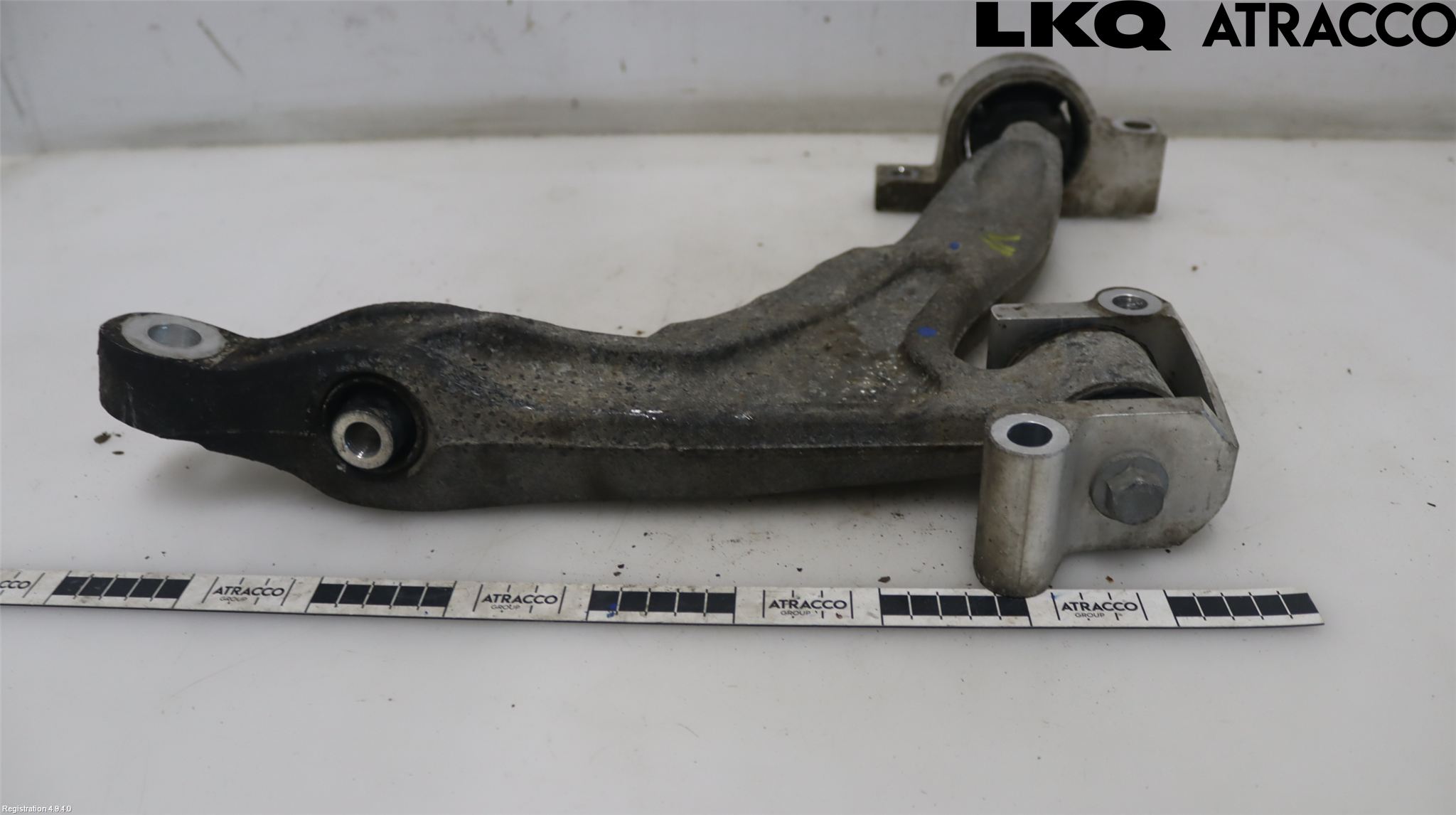 Volvo V90 17->> Bärarm Fram Undre Hö