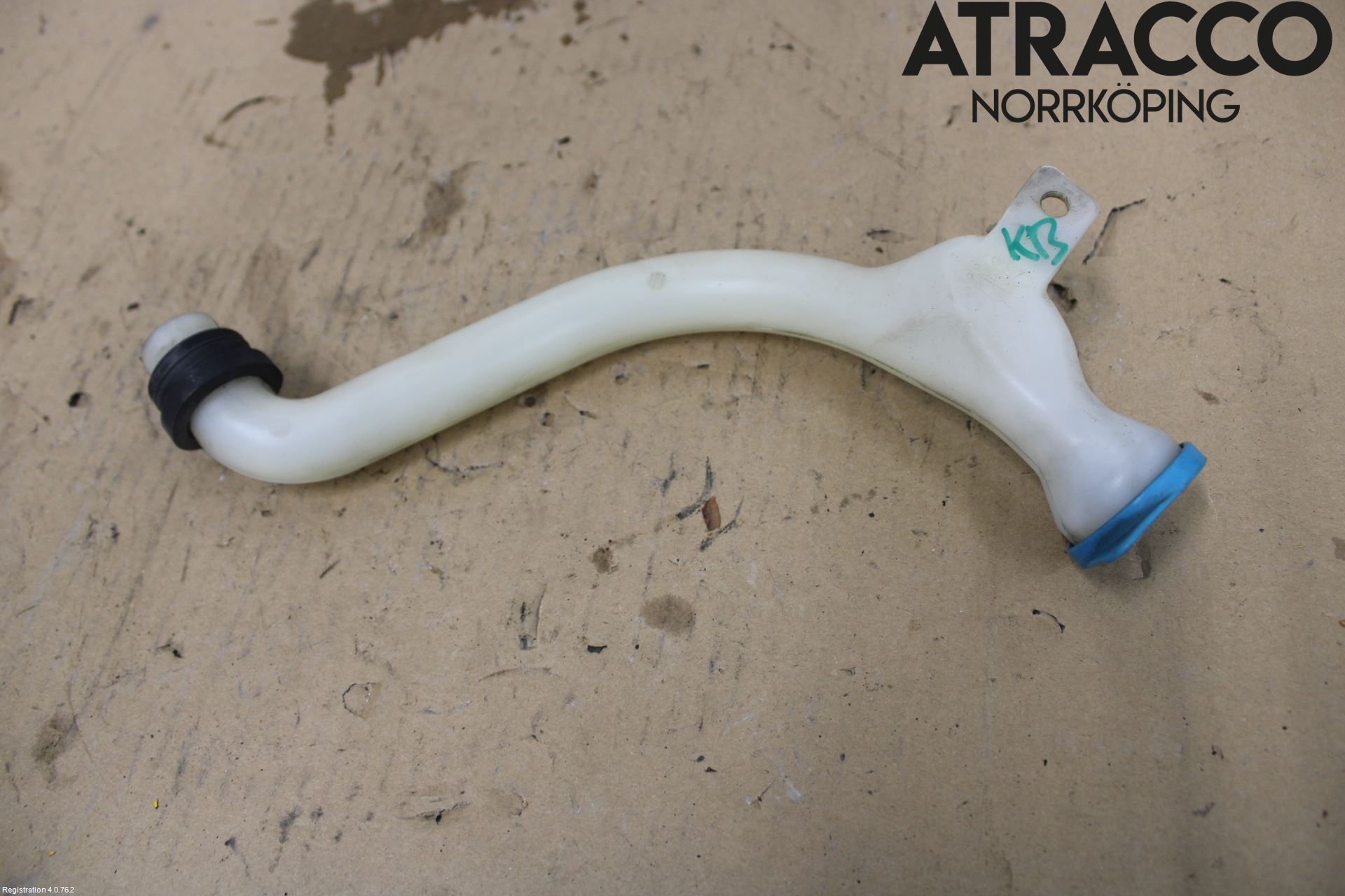 Nissan NOTE E11 06-14 Spolartank Påfyllningsrör