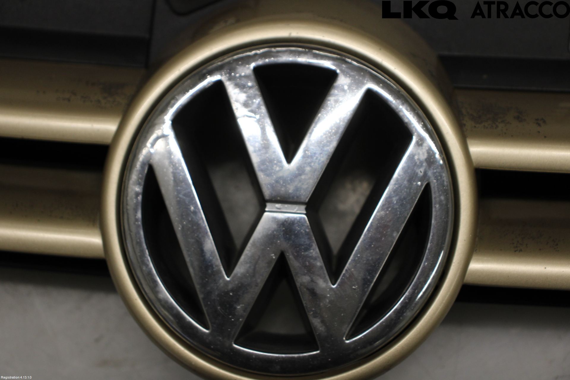 Volkswagen VW GOLF IV 98-06 Grill Komp