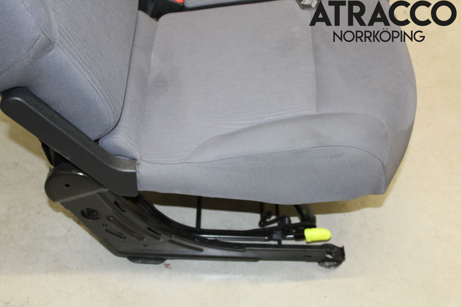 Peugeot PARTNER 08-15 Inredning Stol Fram Hö