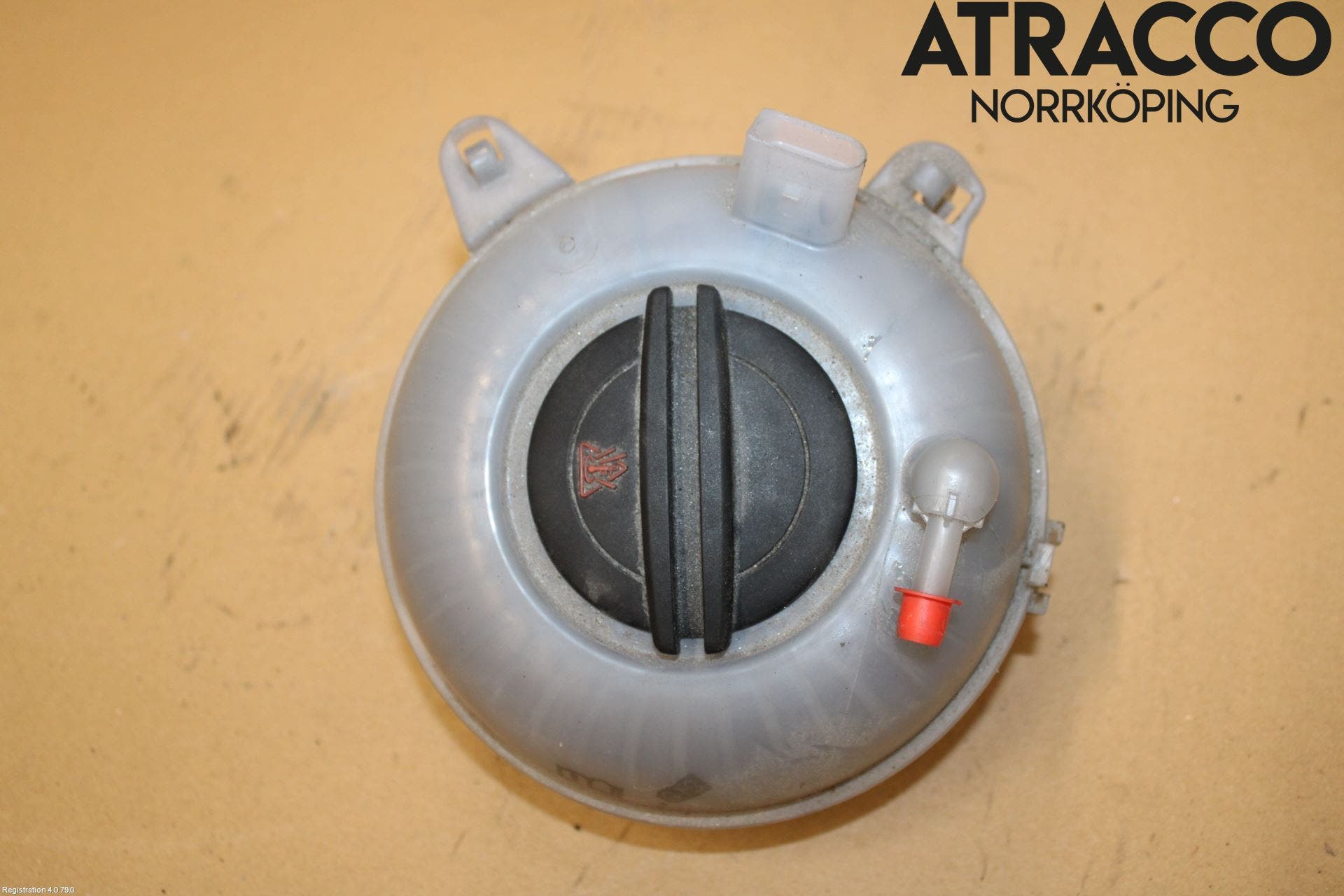 Volkswagen VW GOLF SPORTSVAN 15-20 Expansionstank