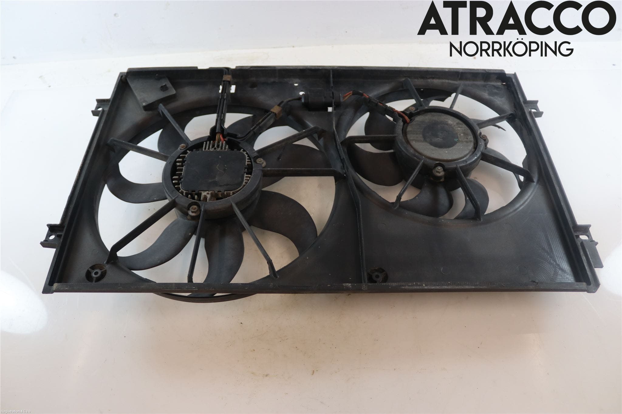 Volkswagen VW CADDY 04-10 Kylfläkt El