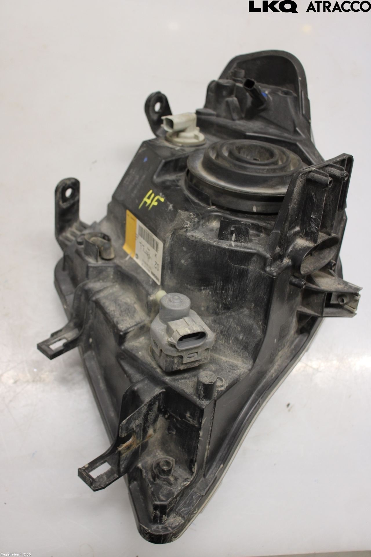 Nissan NAVARA 05-16 Strålkastare Höger