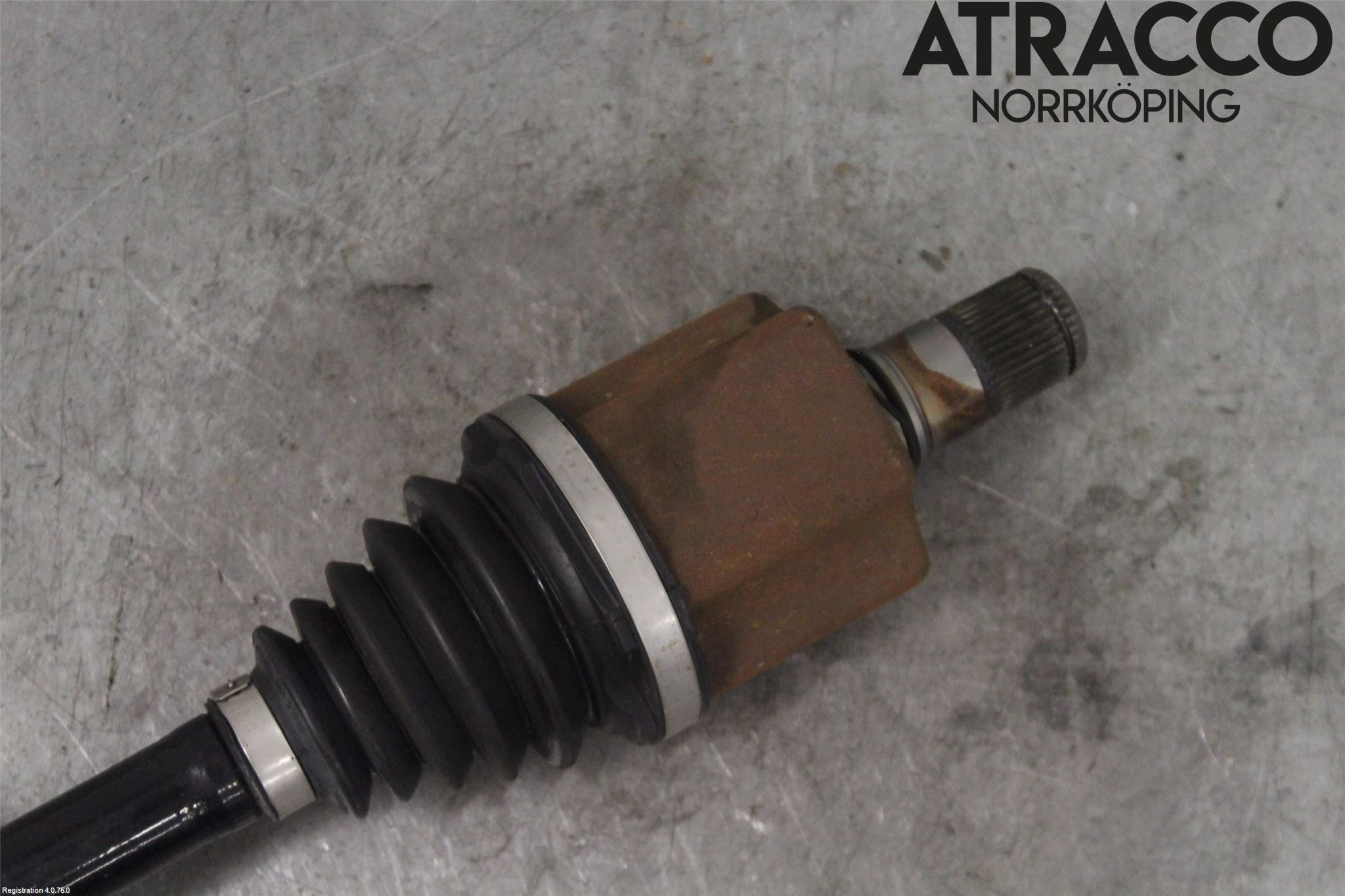 Volkswagen VW PASSAT 15-19 Drivaxel Fram Vänster