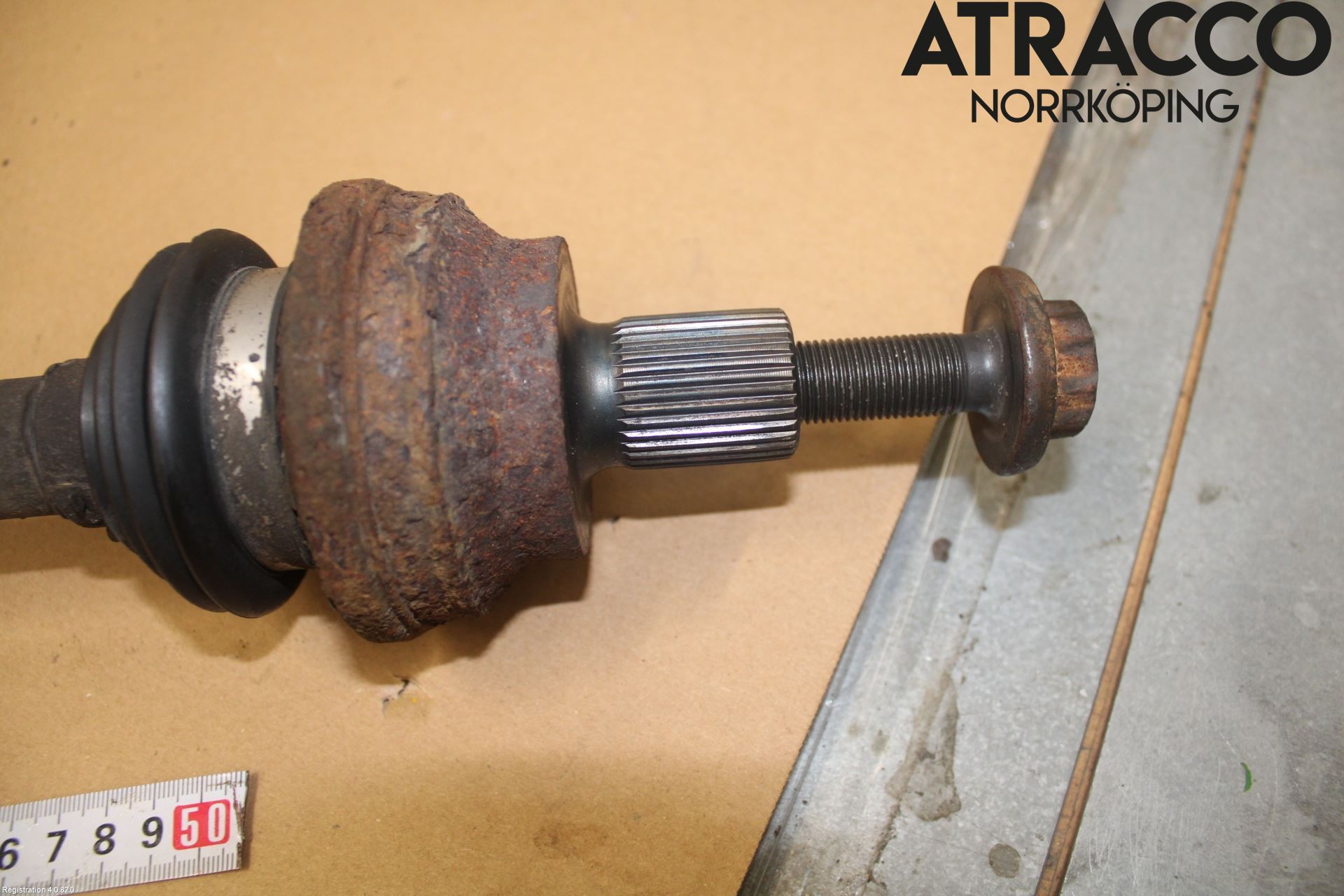 Volkswagen VW TIGUAN 07-16 Drivaxel Bak Höger