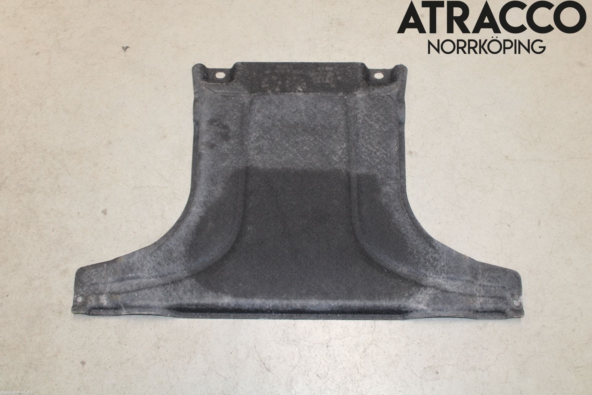 Audi Q5/SQ5 17- Hasplåt Plåt-Plast