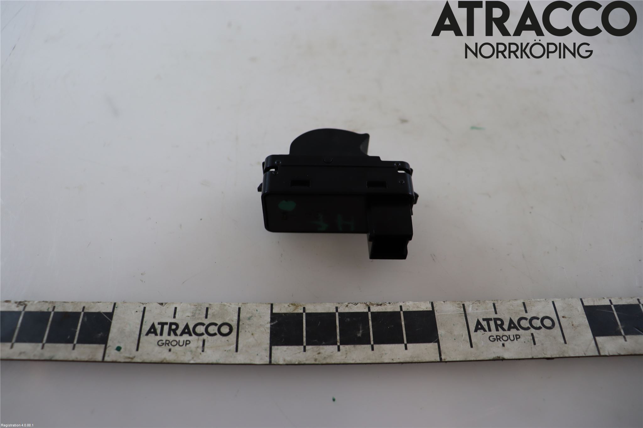 Iveco DAILY 14->> Strömställare Elhiss