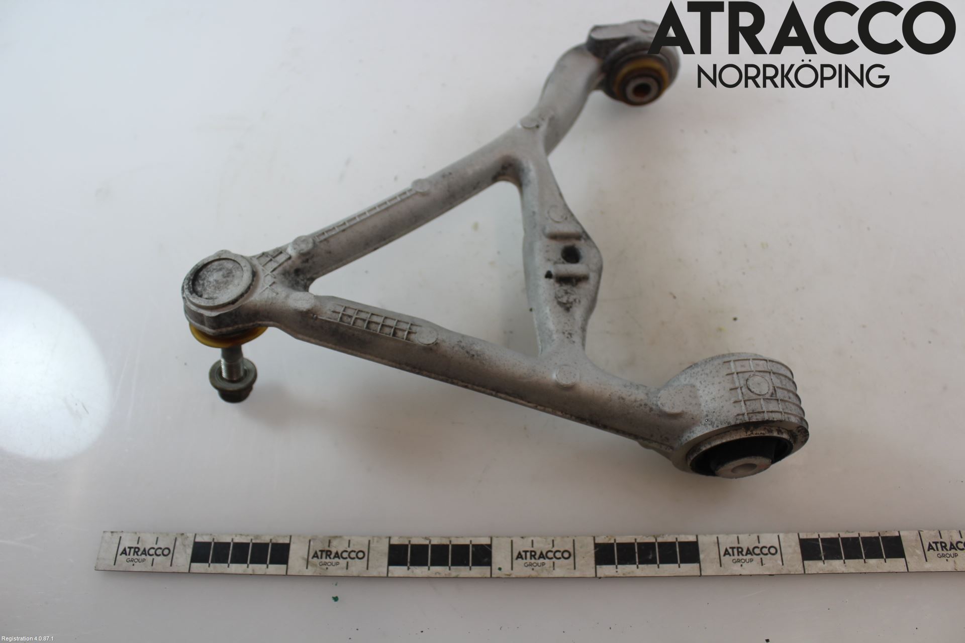 Jaguar XF 08-15 Bärarm Fram Övre Hö