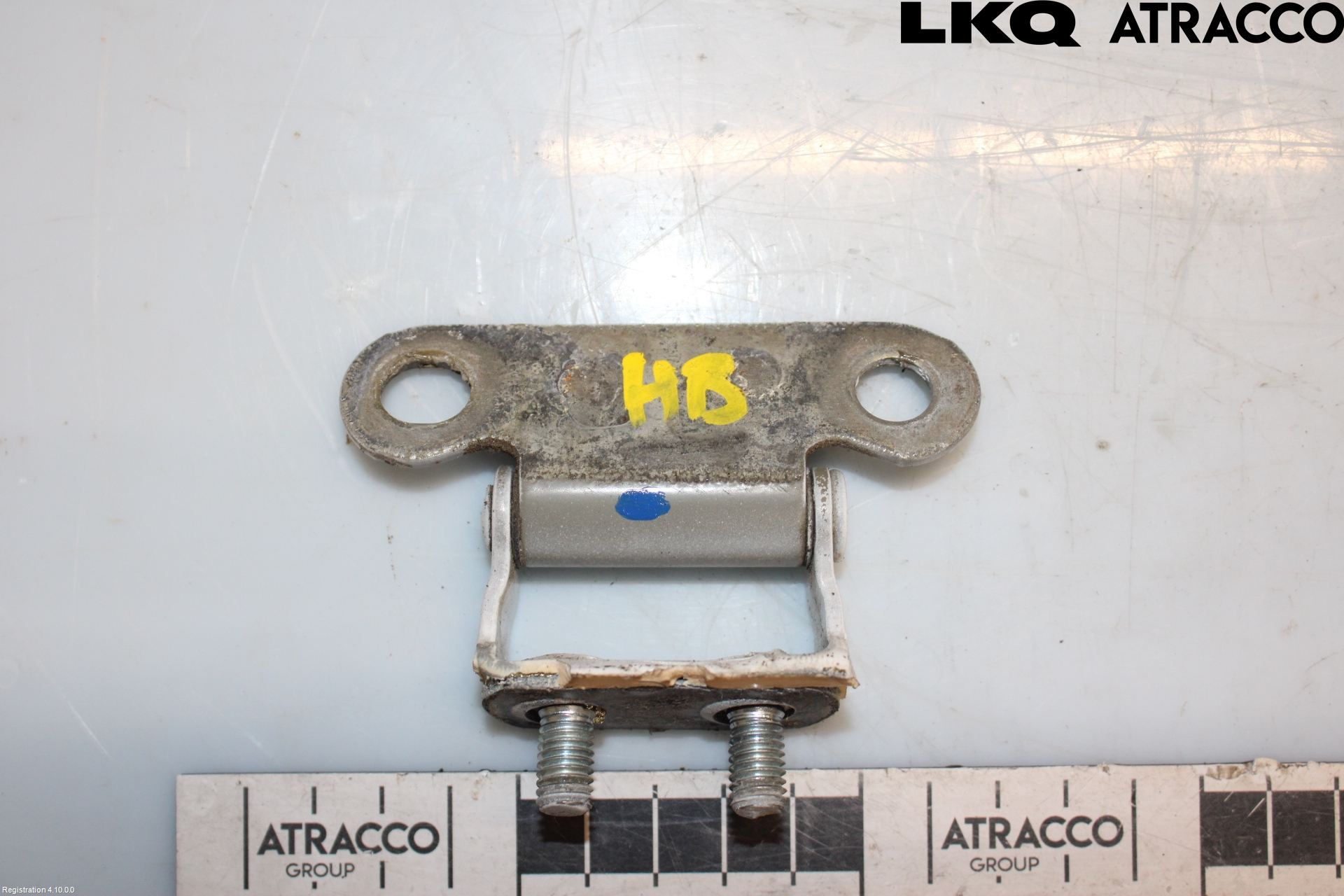 Toyota AURIS 13-19 Bakluckegångjärn Hö