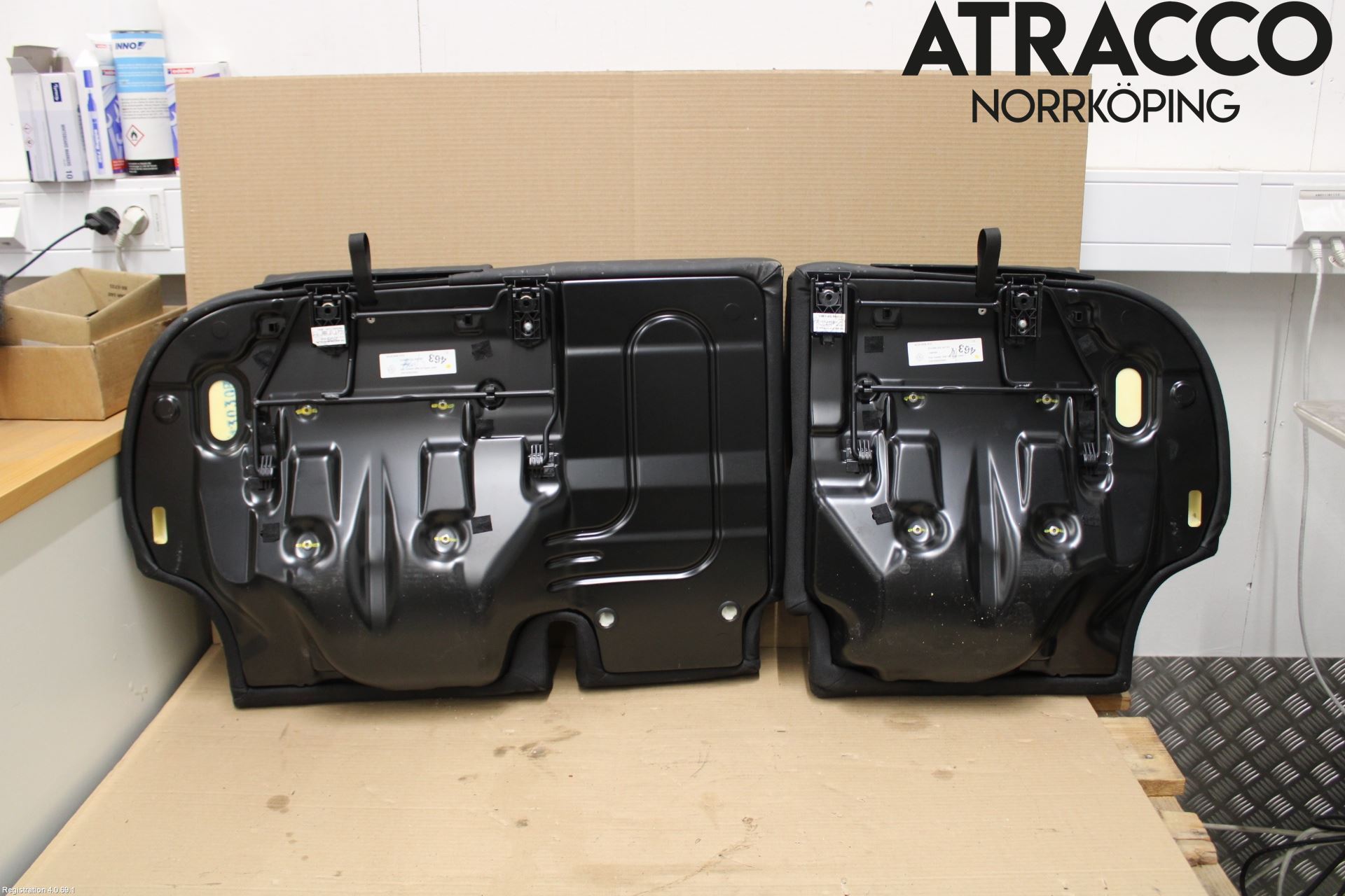 Volkswagen VW PASSAT 05-11 Inredning Baksäte