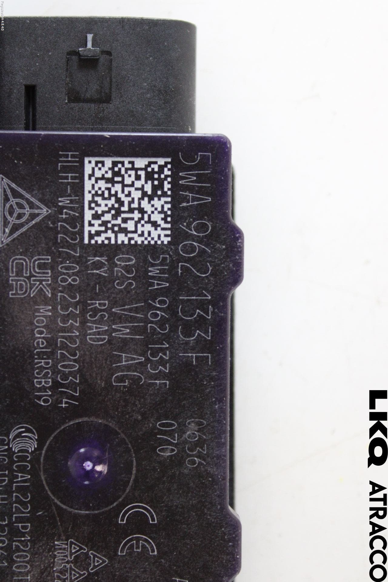 Skoda ENYAQ iV 21- Antenn