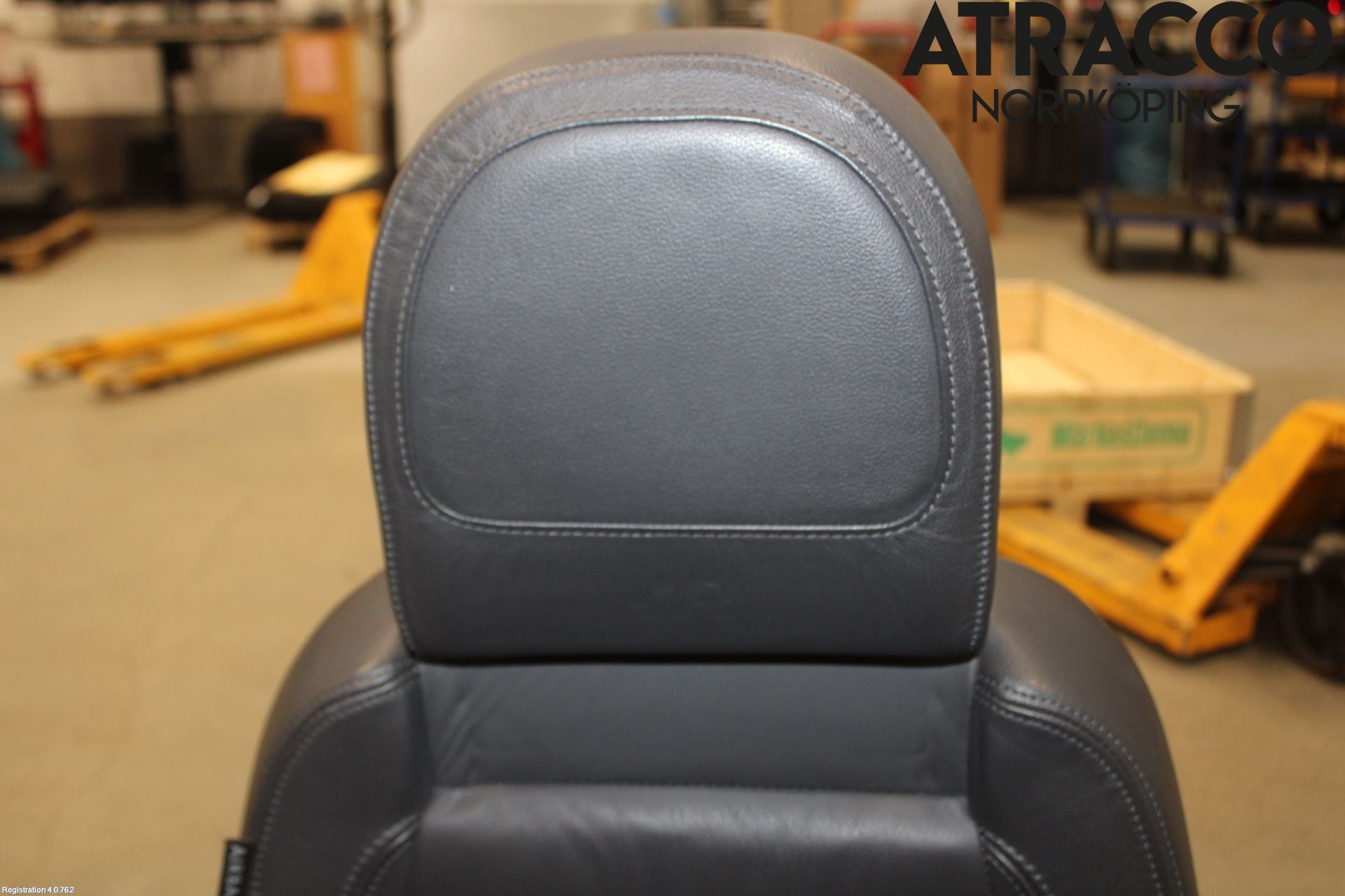 Volkswagen VW GOLF V 04-09 Inredning Stol Fram Hö