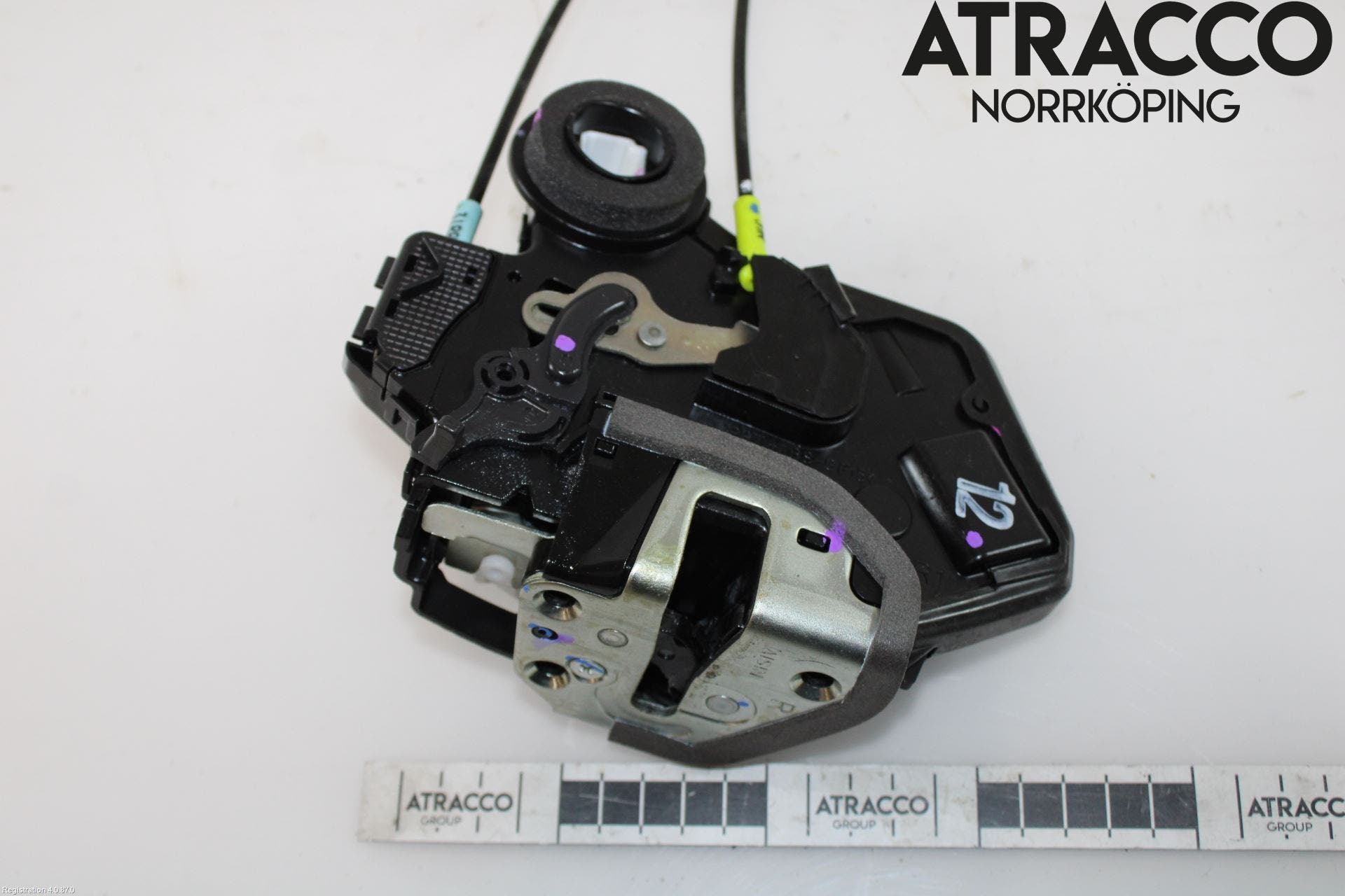 Toyota HILUX 05-16 Låskista-Dörrlås