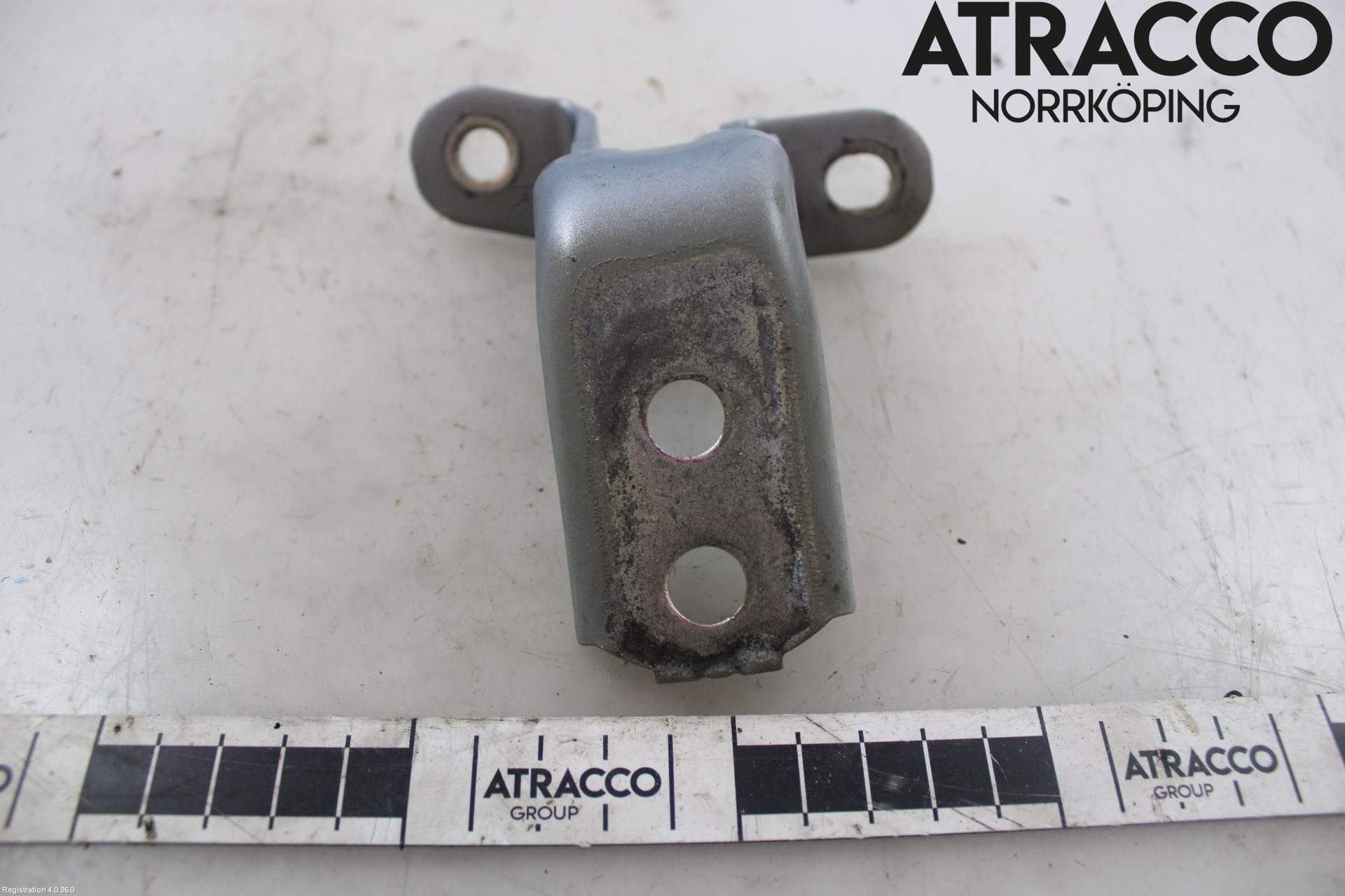 Toyota AURIS 10-12 Dörrgångjärn