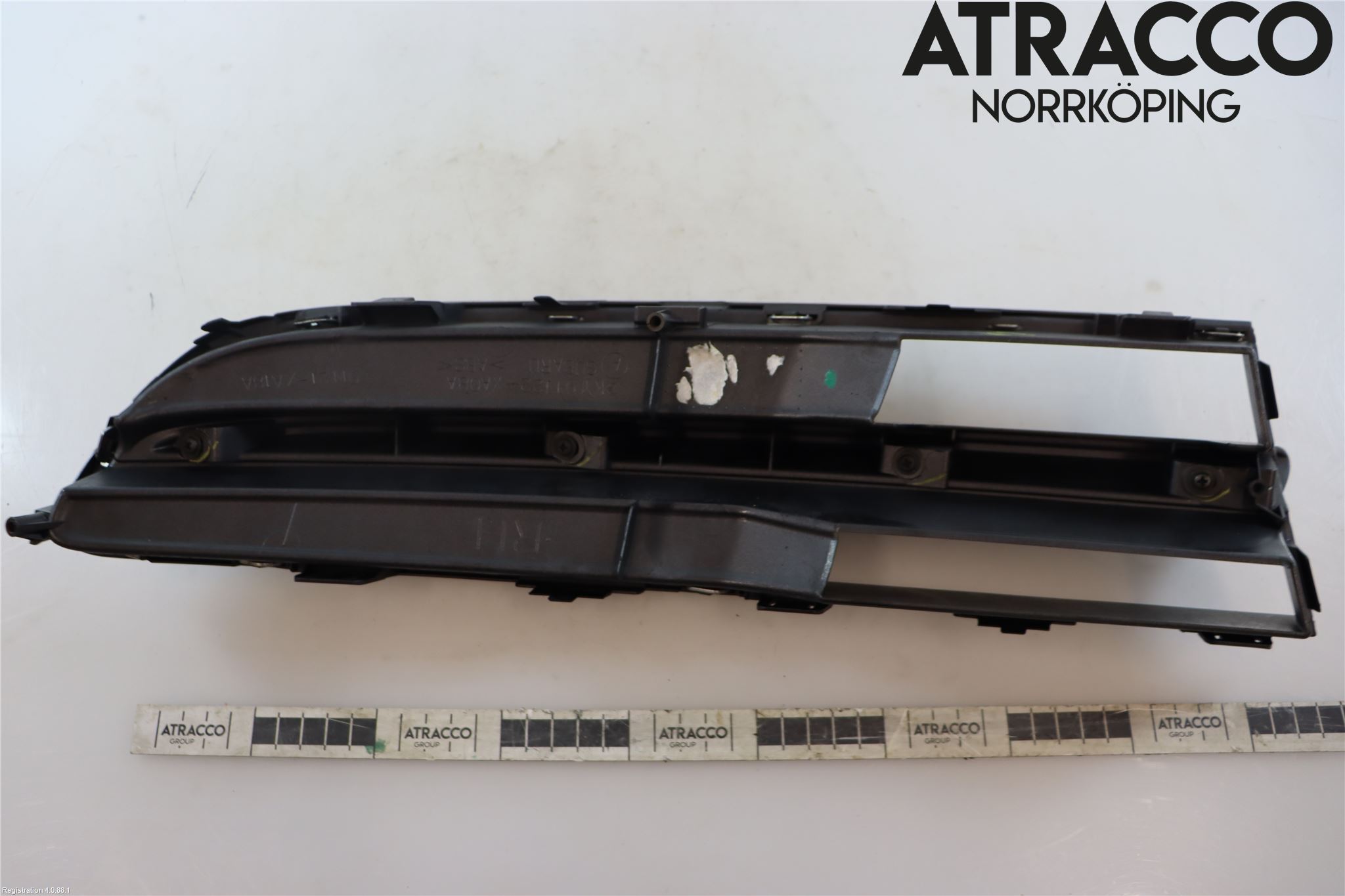 Subaru B9 TRIBECA  06-07 Grilldel Höger