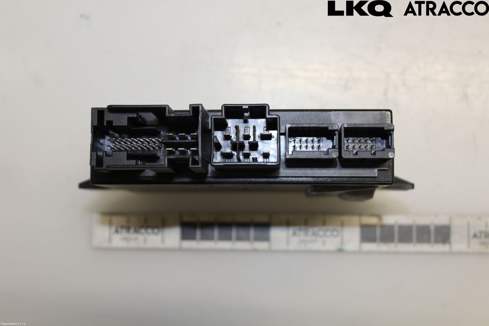 Volkswagen VW PASSAT 15-19 Styrenhet Dragkrok