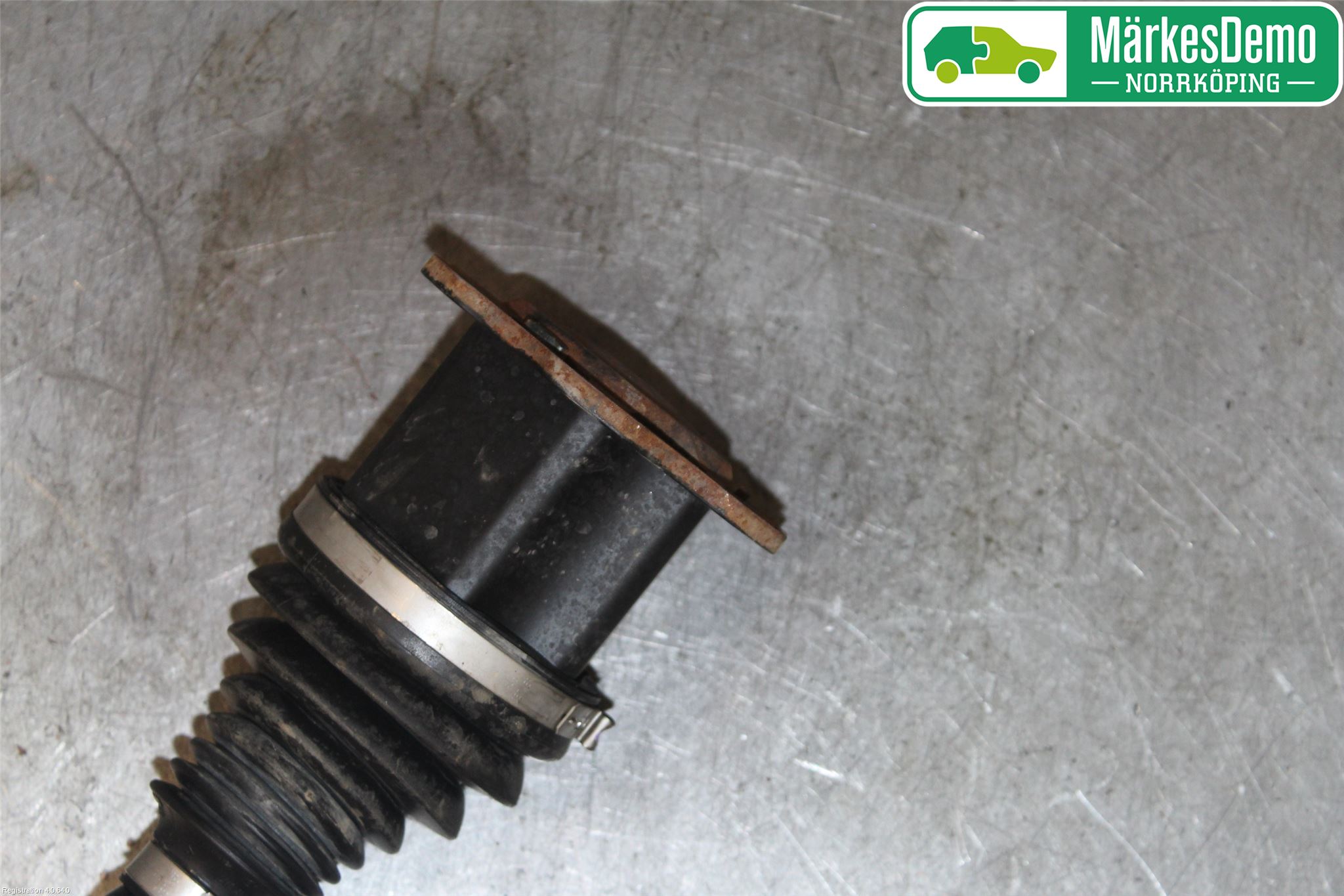 Audi A6 F2/C8 19- Drivaxel Fram Vänster