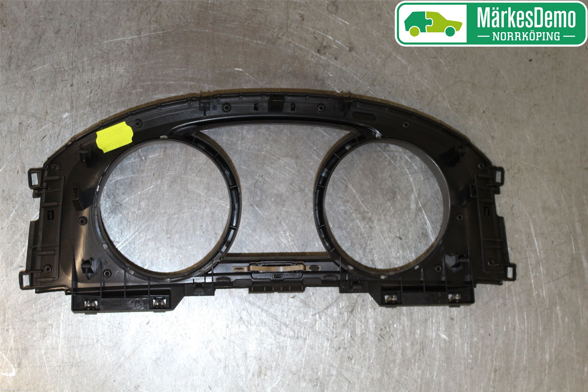 Volkswagen VW GOLF / E-GOLF VII 13-20 Instrument-Radio Sarg