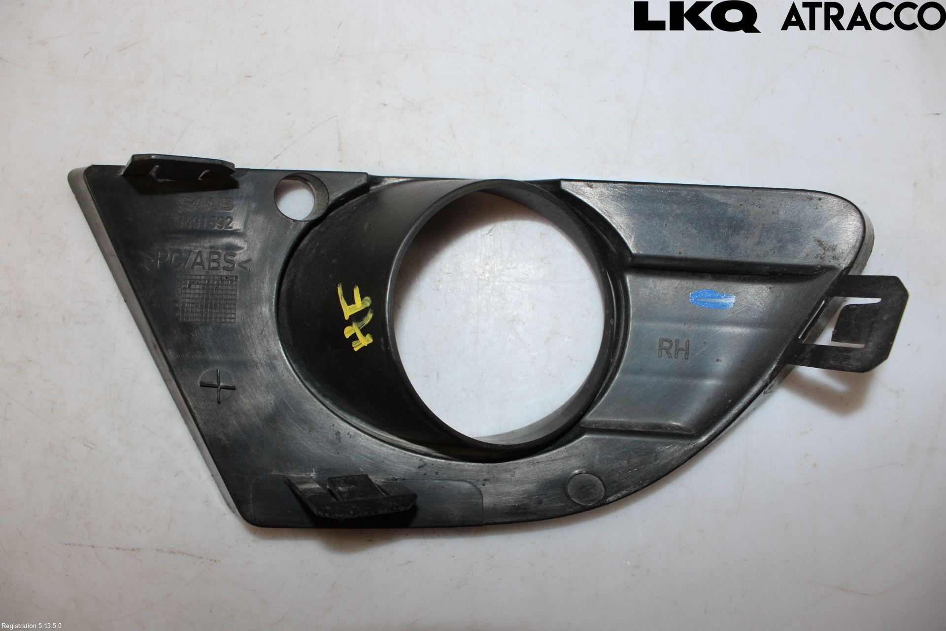 Saab 9-5 -05 Dimljussarg Fram