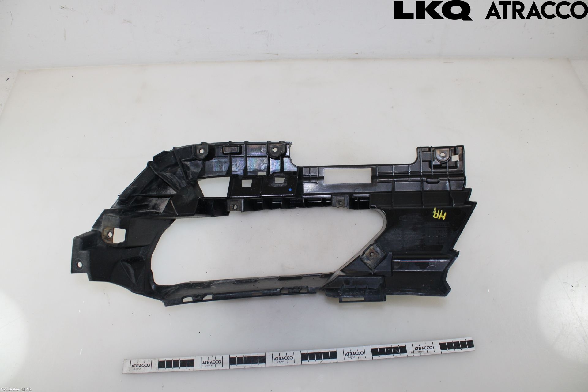 Audi A4/S4 B9 20- Stötfångarfäste Bak Hö