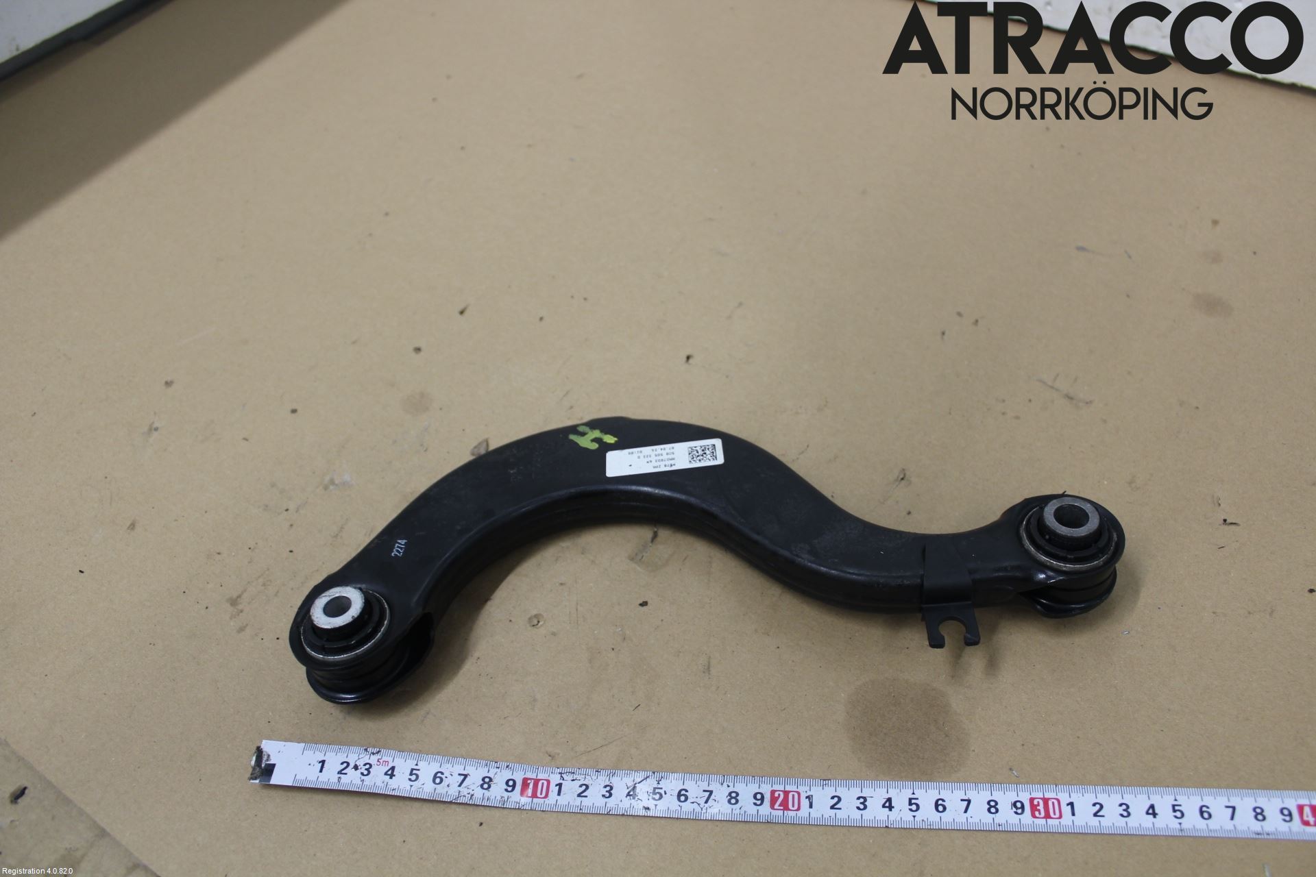 Volkswagen VW TIGUAN 16-24 Bärarm Bak Övre Höger