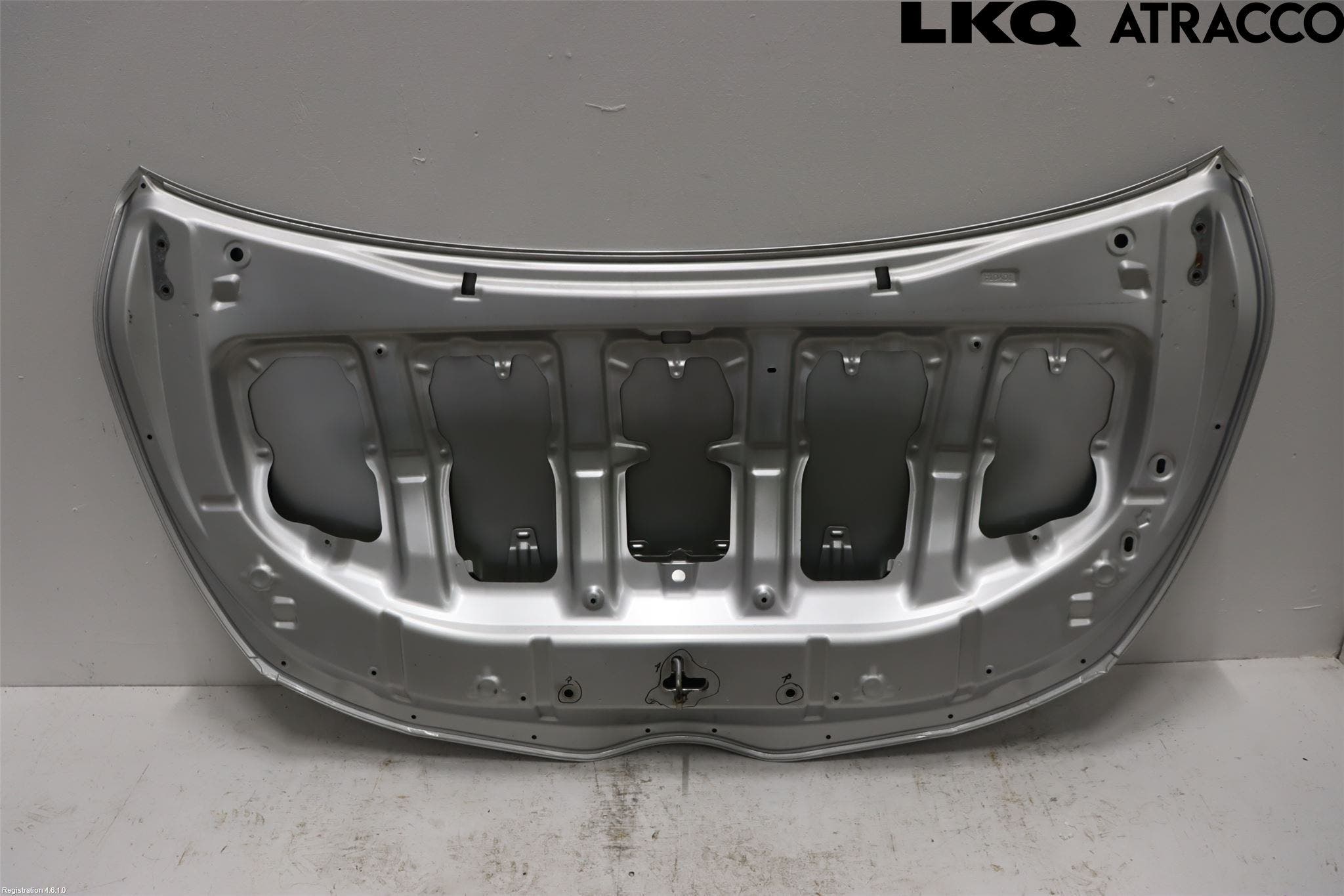 Toyota VERSO 09-18 Huv Fram