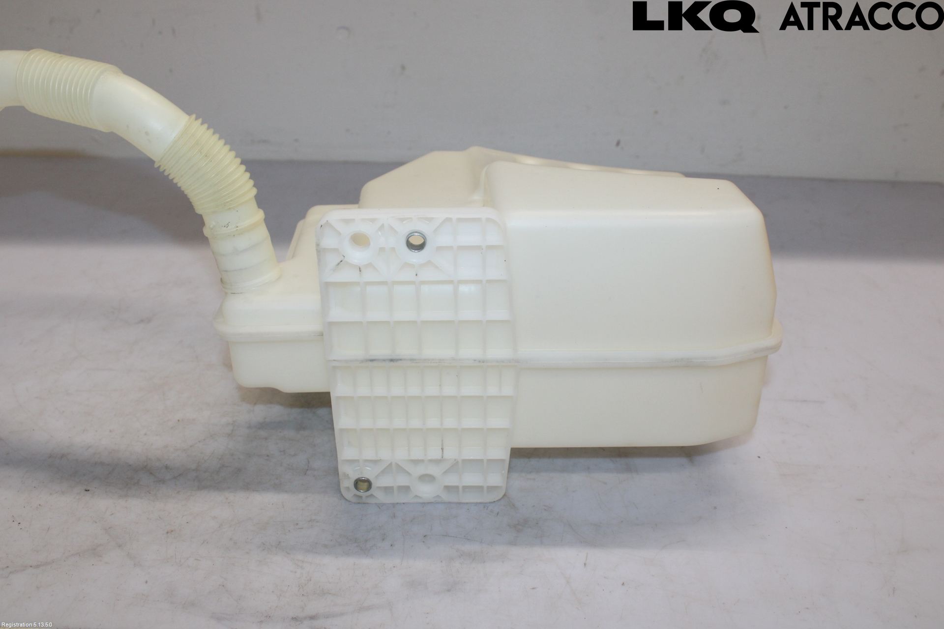 Skoda OCTAVIA (1Z) 05-13 Spolartank Vindruta-Strål