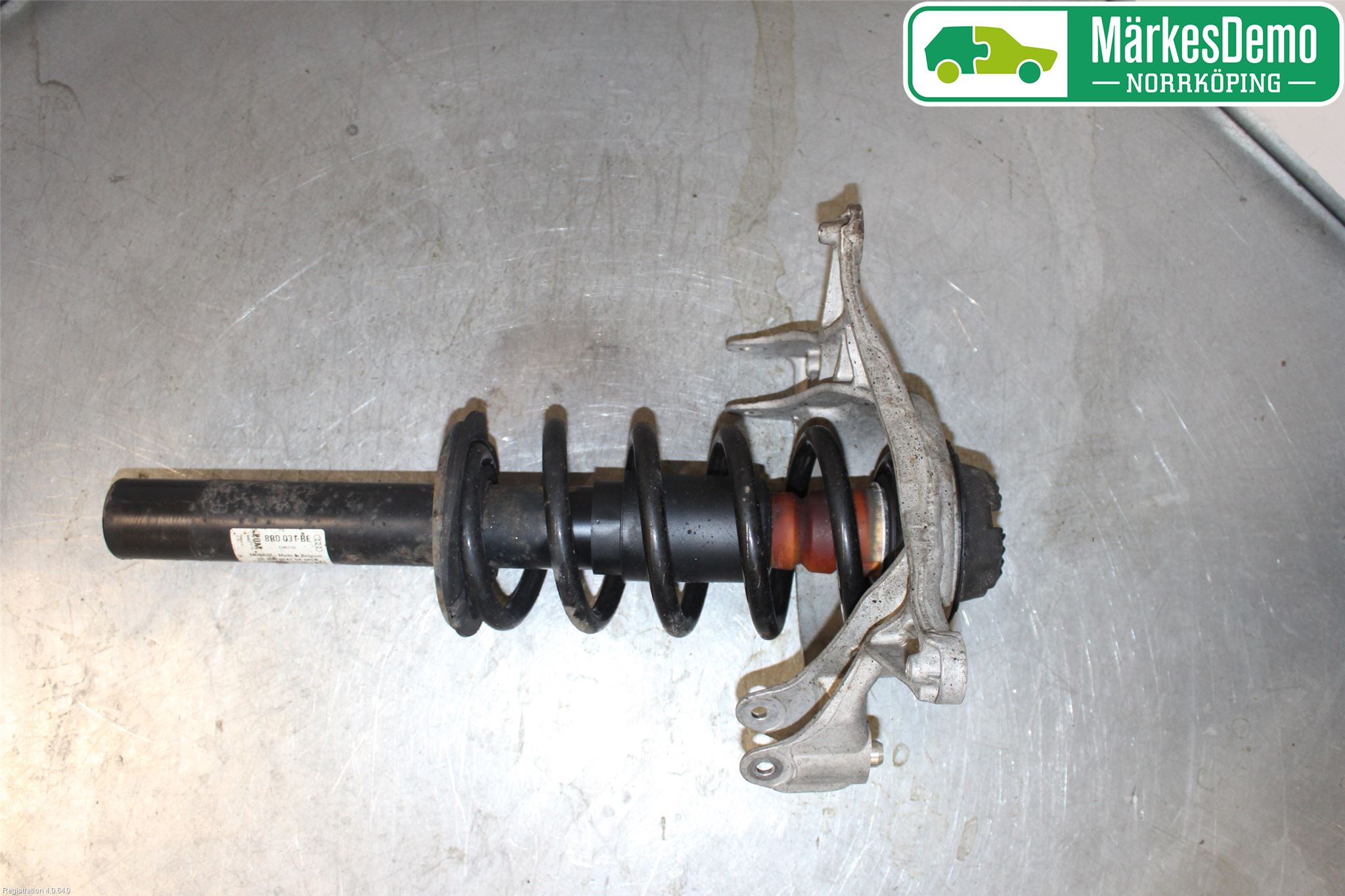 Audi Q5 09-16 Fjäderben Fram Vänster