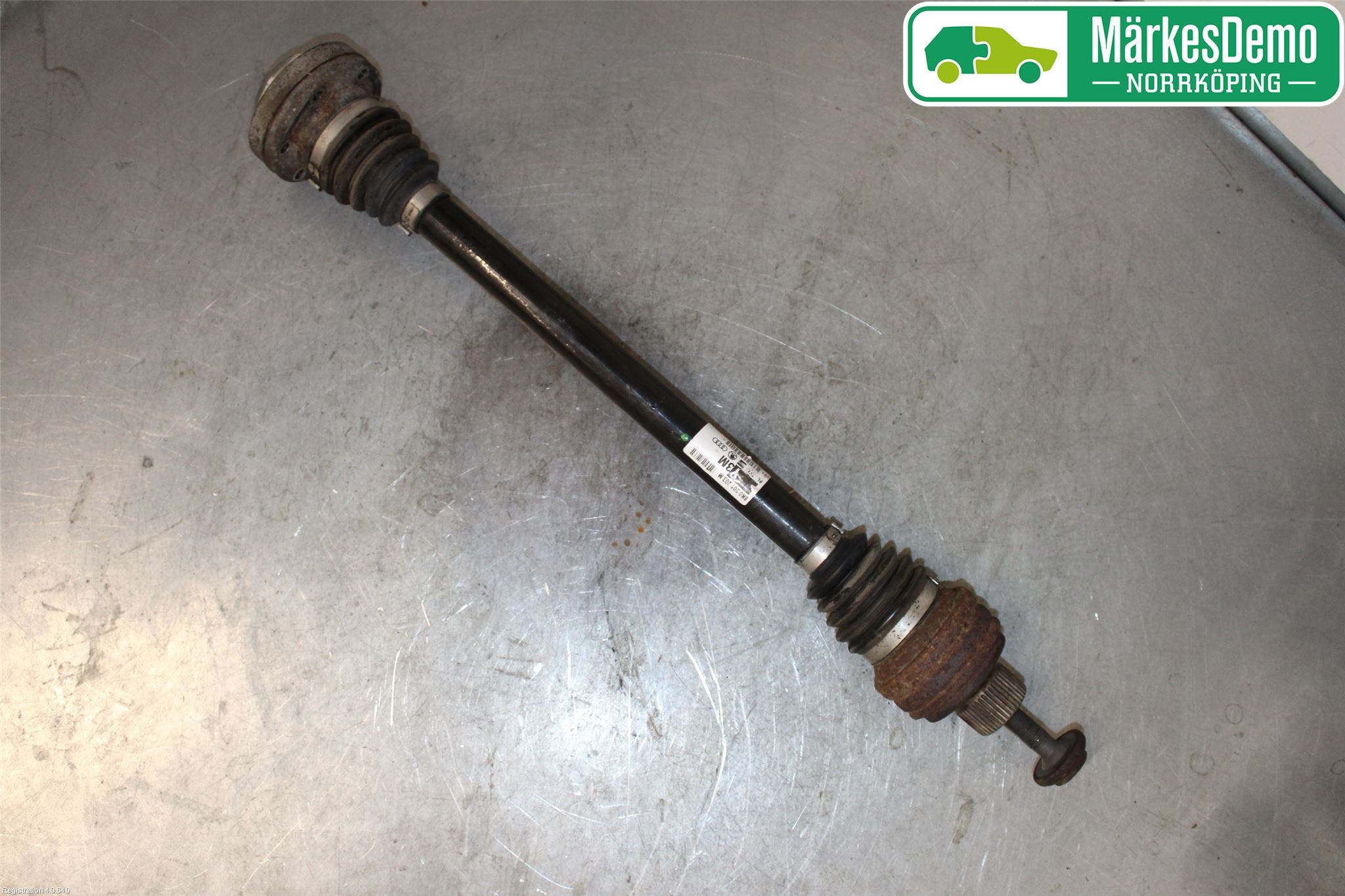 Audi A4 12-15 Drivaxel Bak Höger