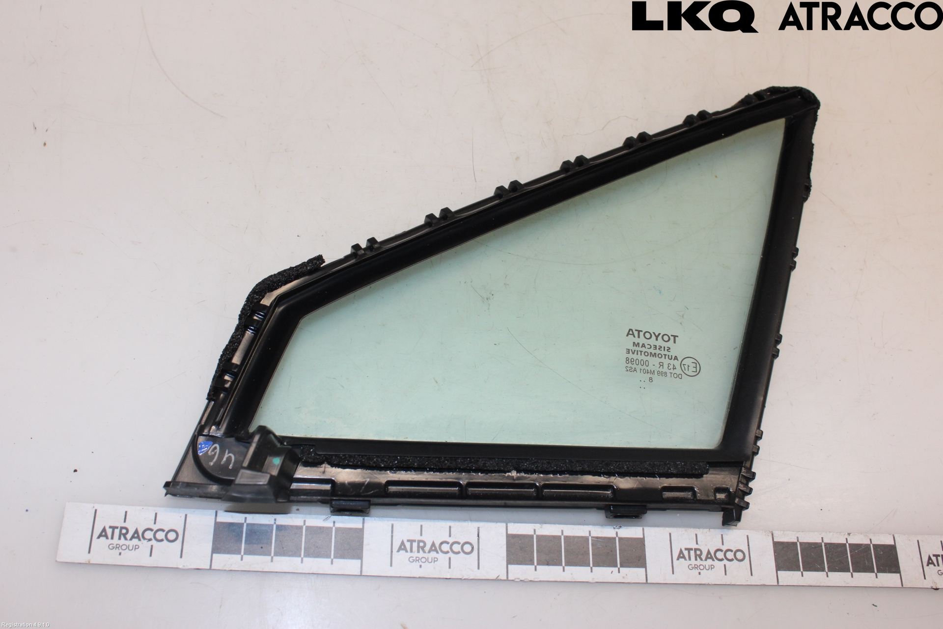 Toyota C-HR 16-23 Dörruta Fram Lilla Hö