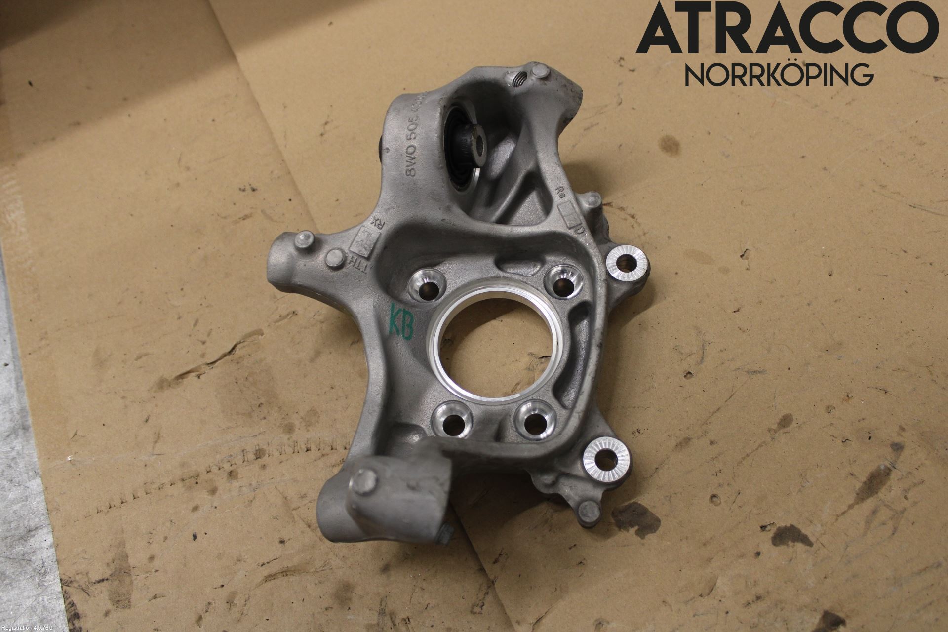 Audi A5 17- Hjullagerhus-Spindel Hö B