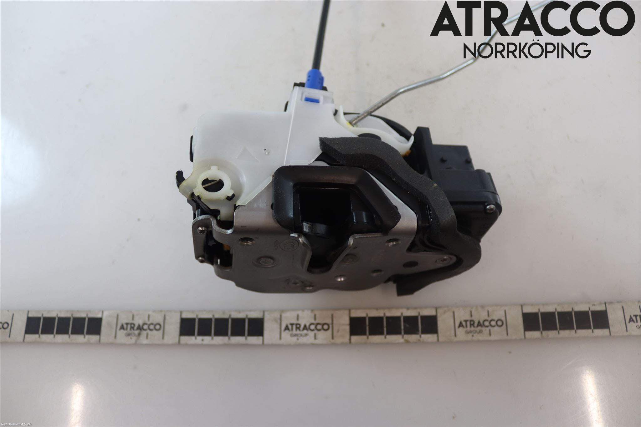 Opel ASTRA J 10-15 Låskista-Dörrlås